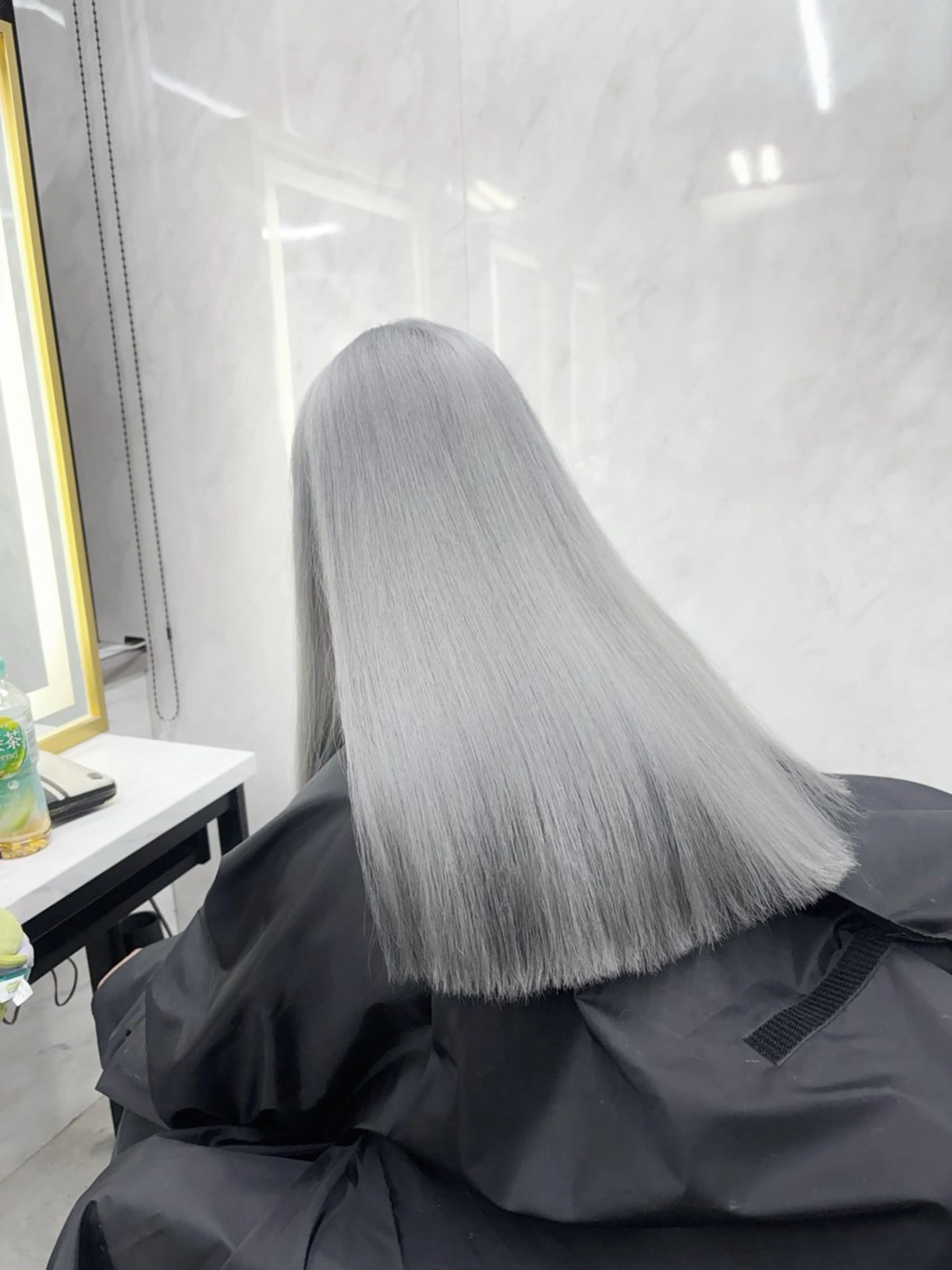 ロング カラー ヘアカラー Assistant MOEのヘアスタイル