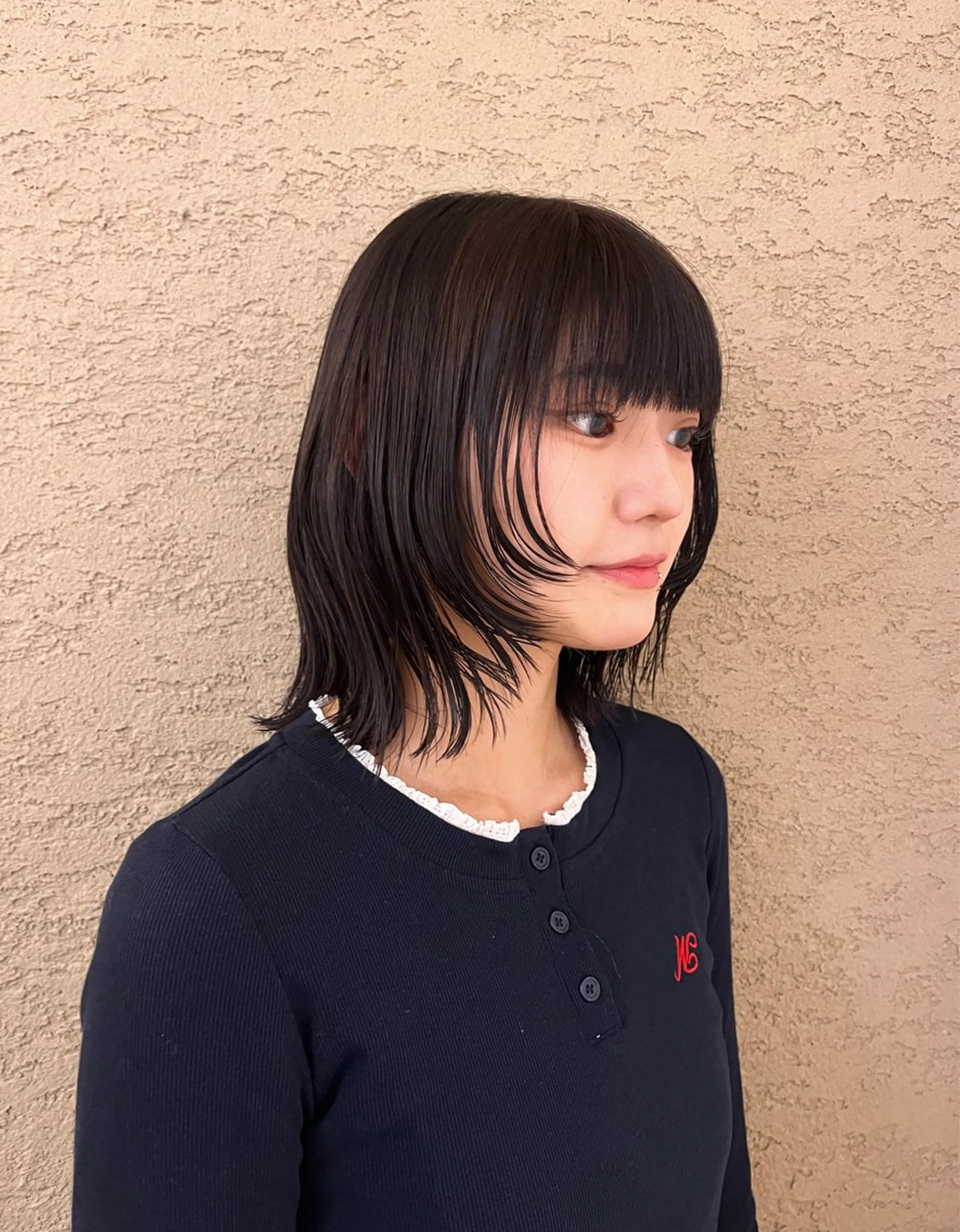 ミディアム カット Befine🫧岡田 万侑のヘアスタイル