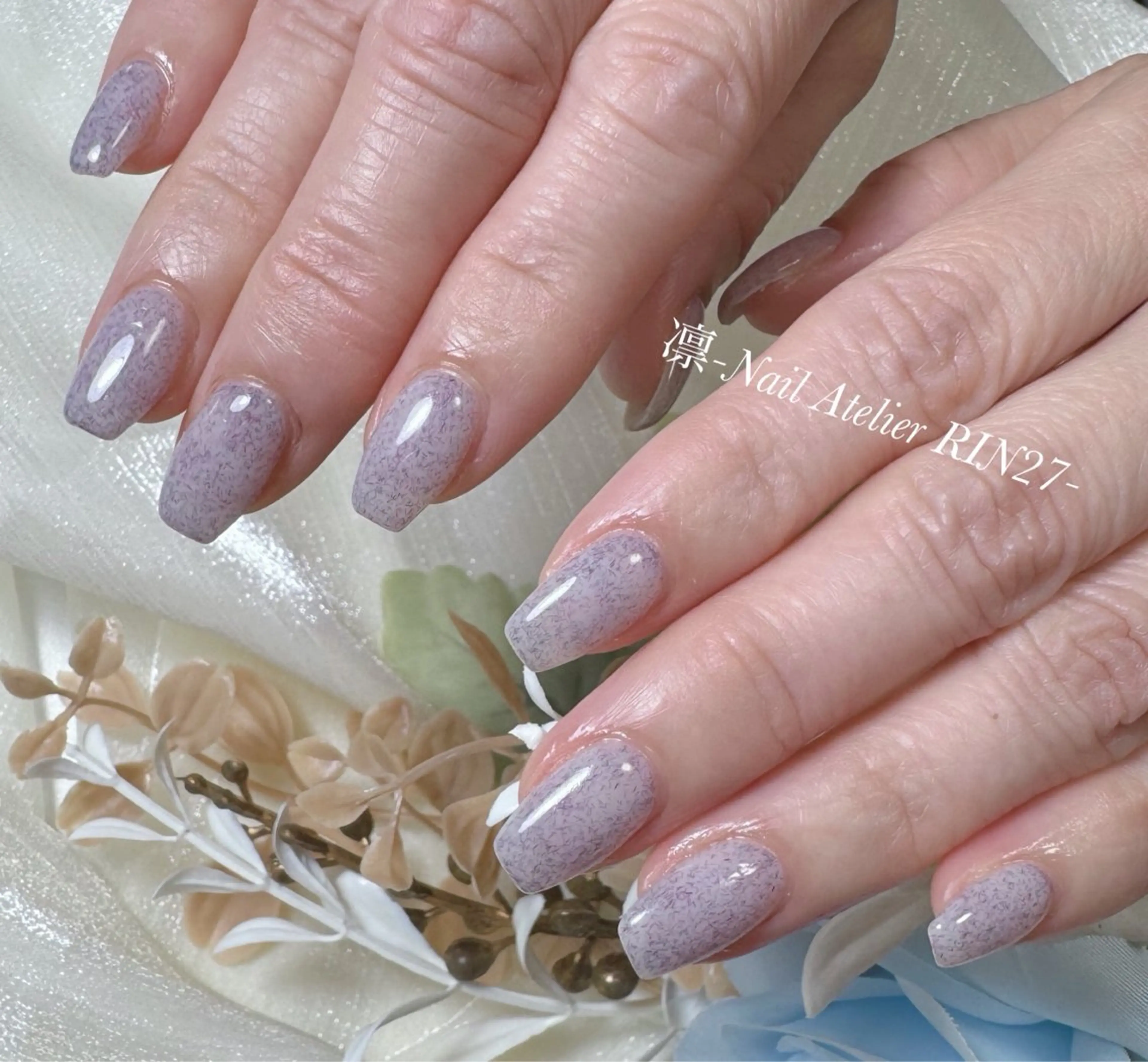 ネイル ワンカラーネイル ハンドネイル ハンドケア 立川 紋歌のネイルデザイン