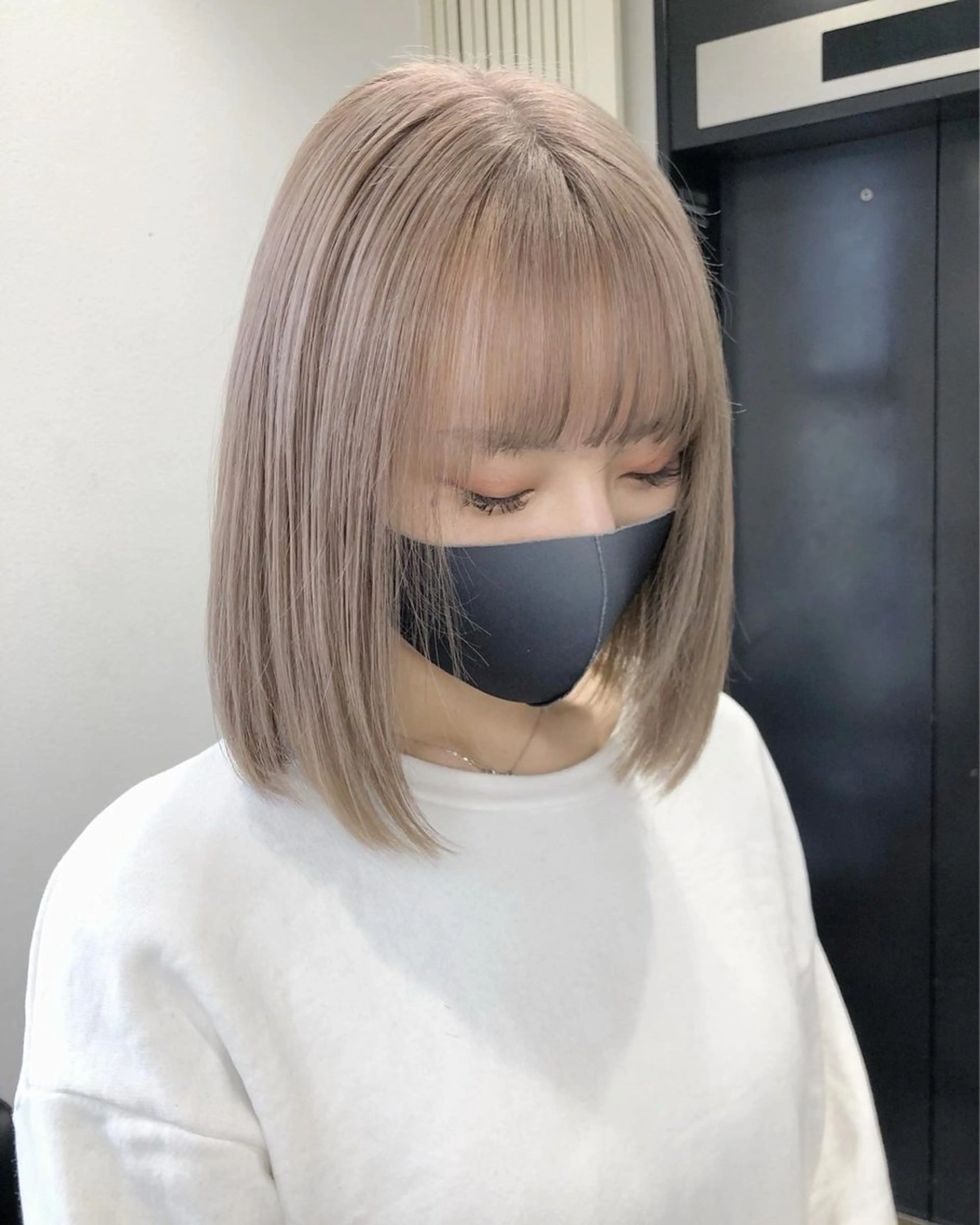 ミディアム カラー ヘアカラー トリートメント gisel エリナのヘアスタイル