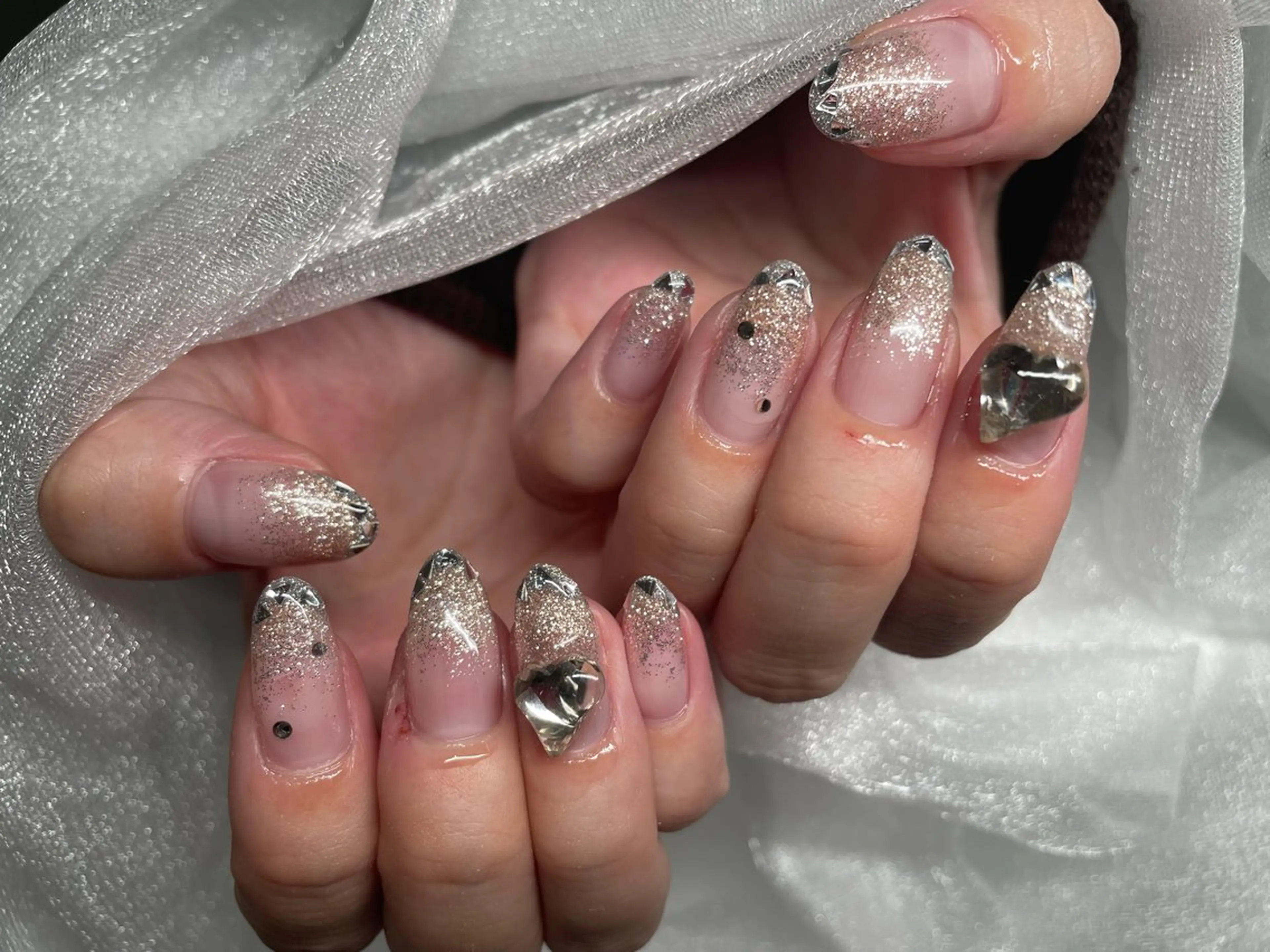 ネイル ハンドネイル Roi〈ロワ〉 Minakoのネイルデザイン