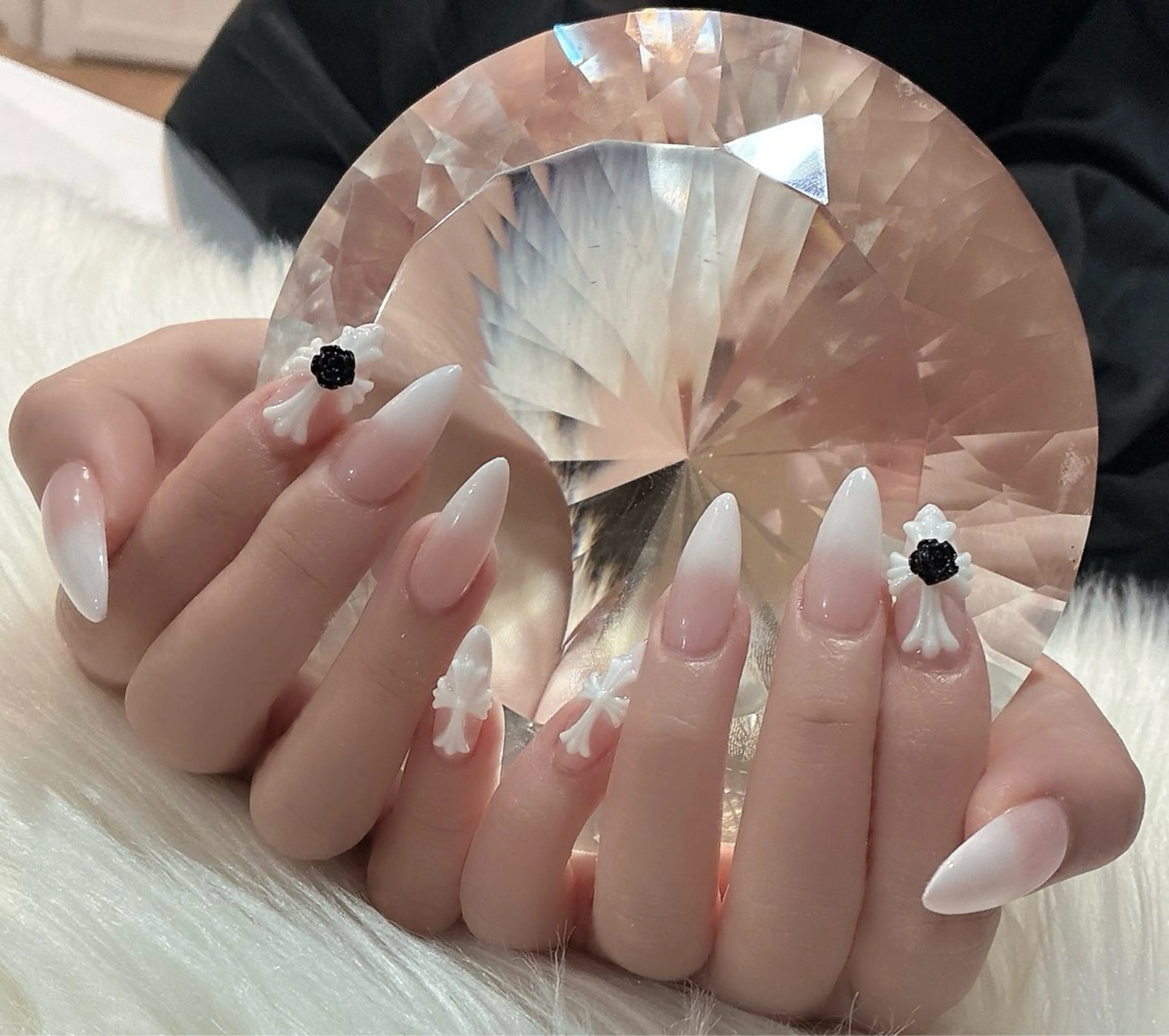 ネイル ハンドネイル LoaChaton kaeのネイルデザイン