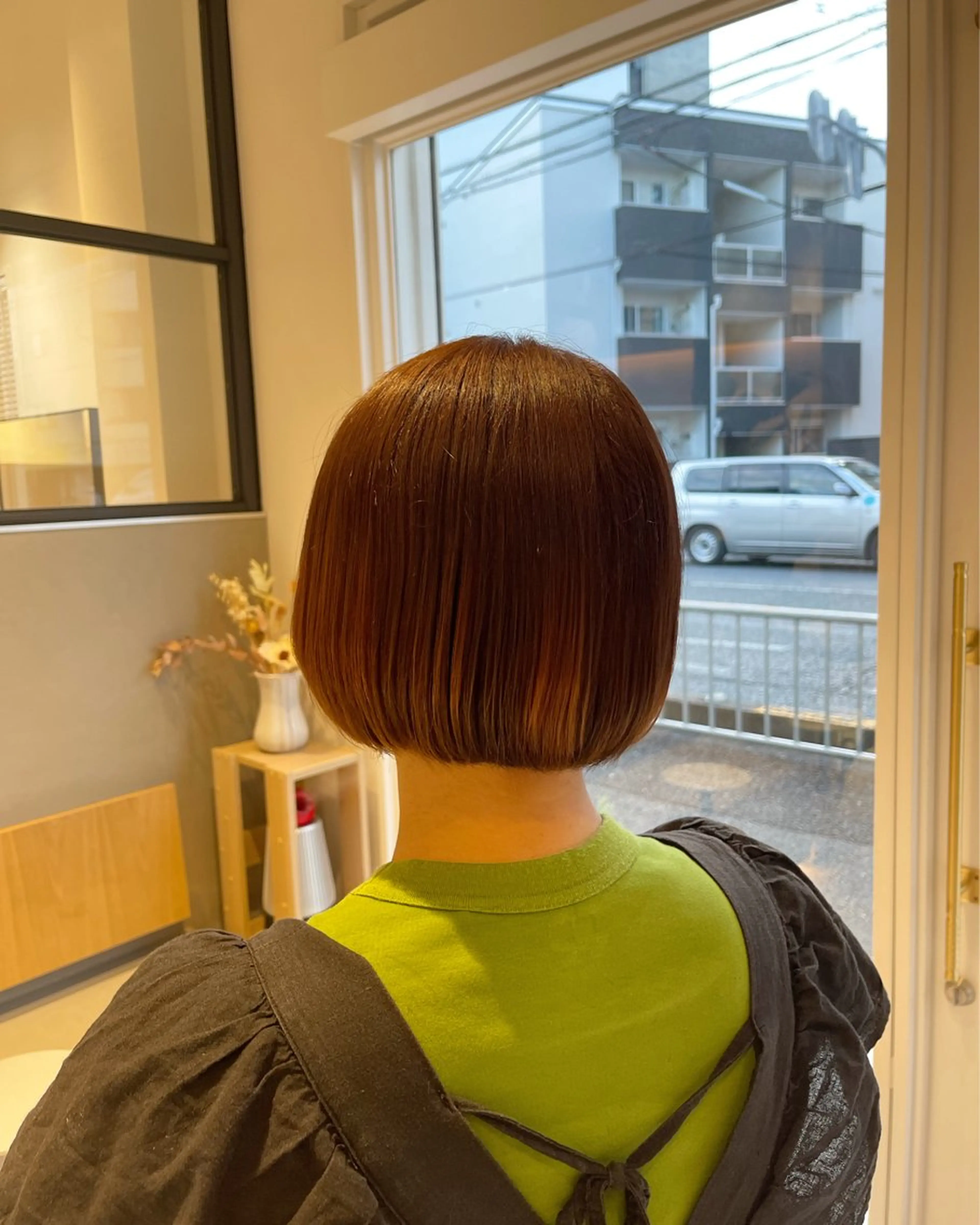 ショート カラー 城間 晴人のヘアスタイル
