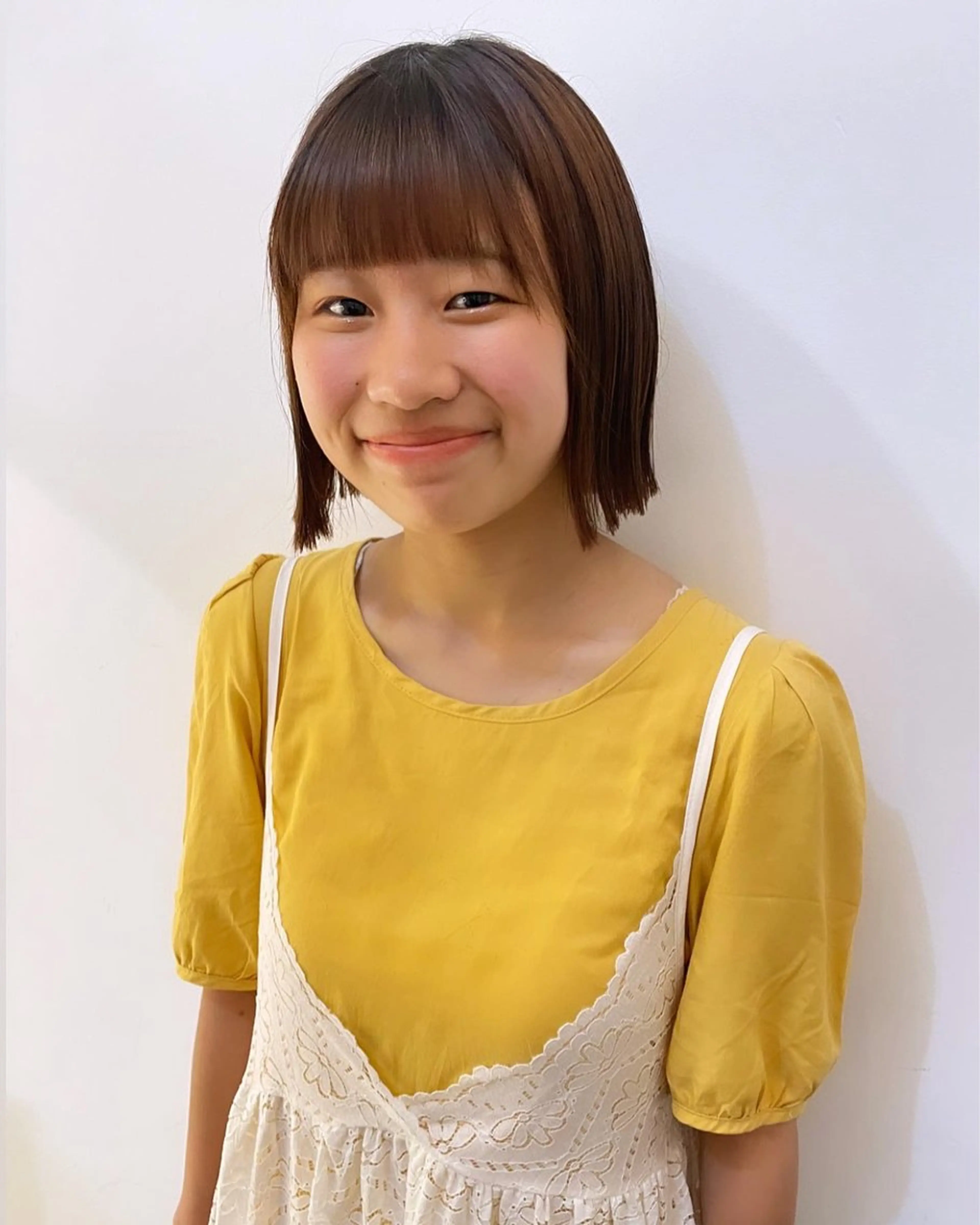 ショート 切りっぱなしボブ ボブ ショートヘア ボブ ブリーチ/miinaのヘアスタイル