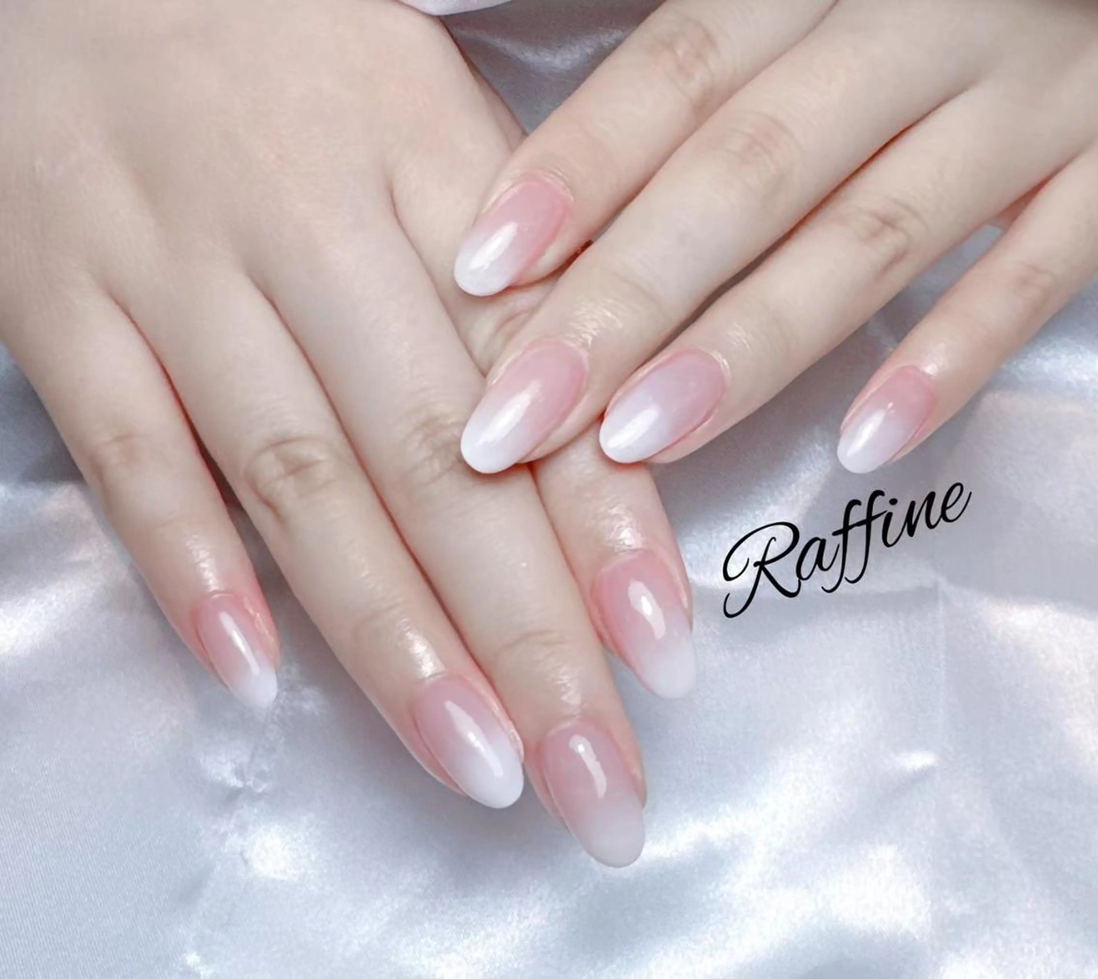 ネイル ハンドネイル RAFFINE haru🦋🩵のネイルデザイン