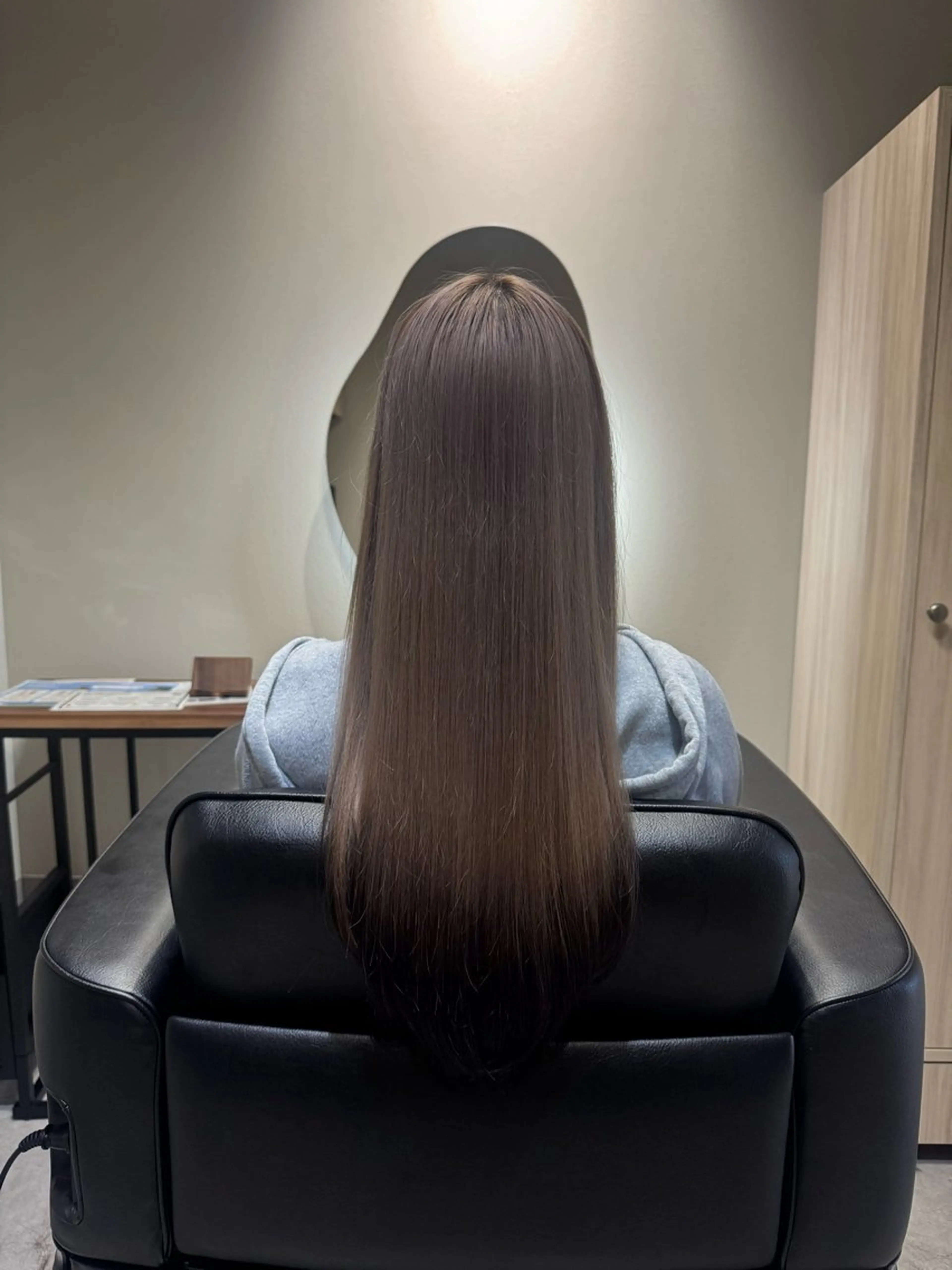 ロング カット トリートメント NAVY 橋本心 縮毛矯正のヘアスタイル