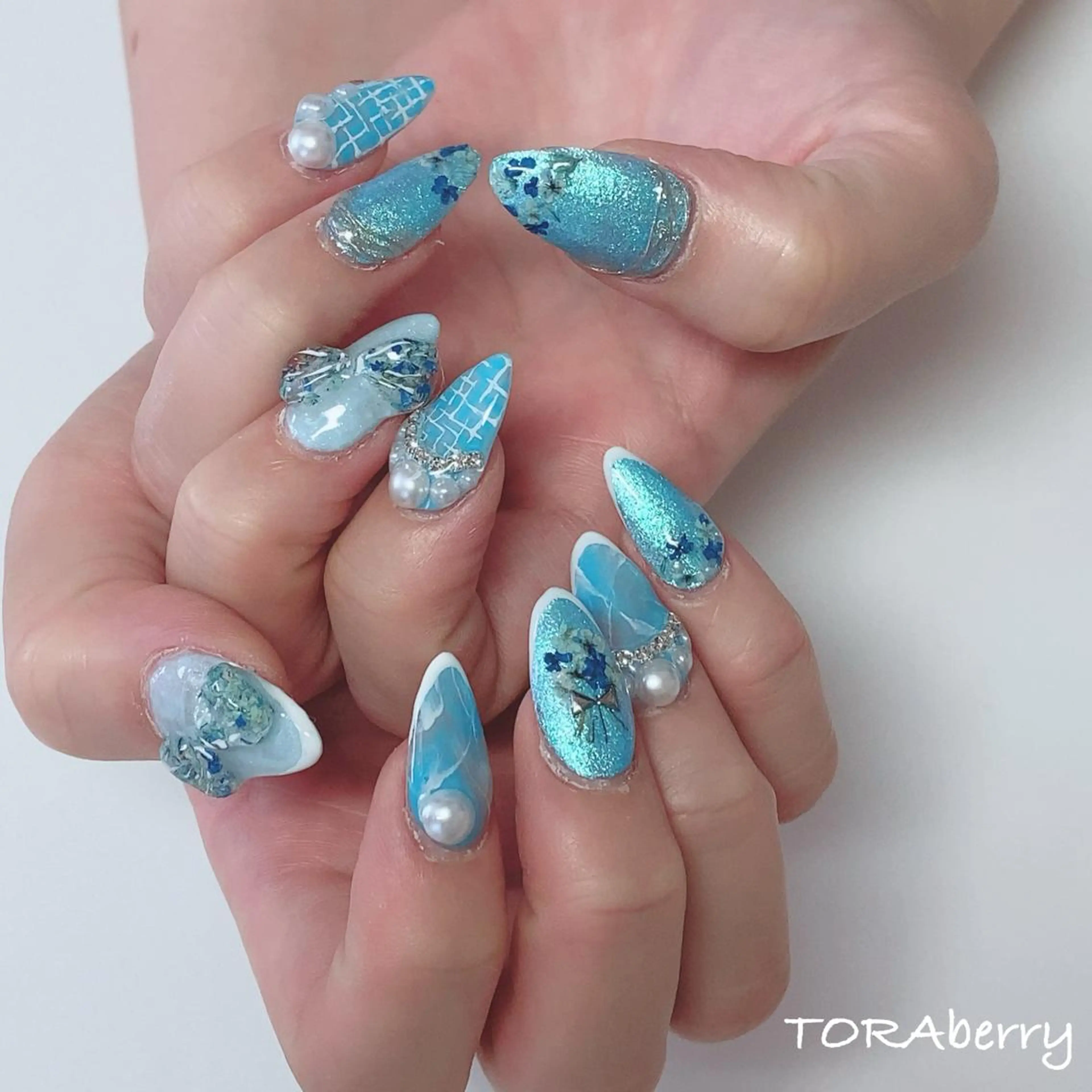 ネイル ネイリスト なつみのネイルデザイン