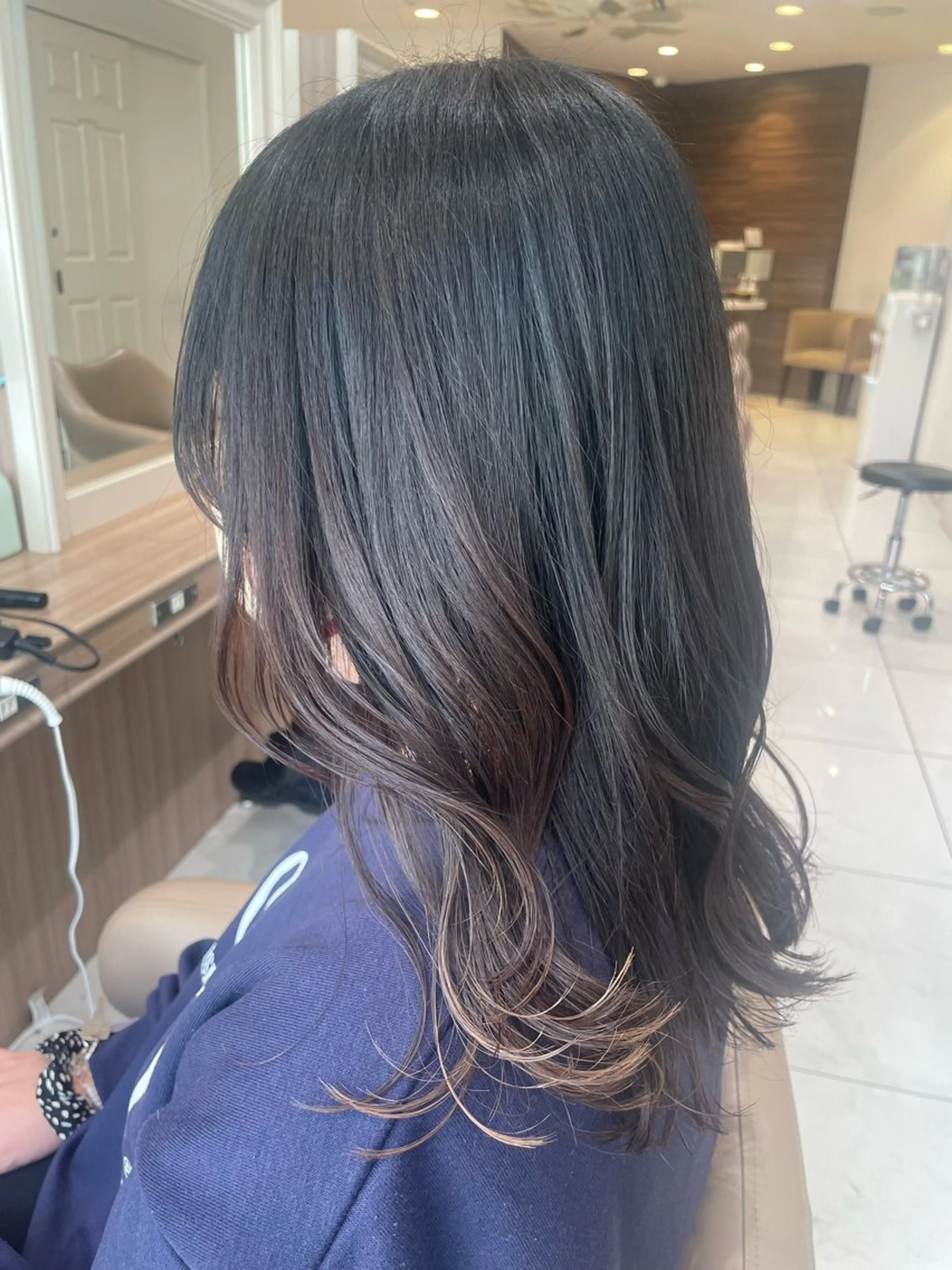 セミロング カラー ヘアアレンジ カット ヘアカラー トリートメント 韓国ヘアメイク🎀/ 縮毛矯正✨山本媛香のヘアスタイル