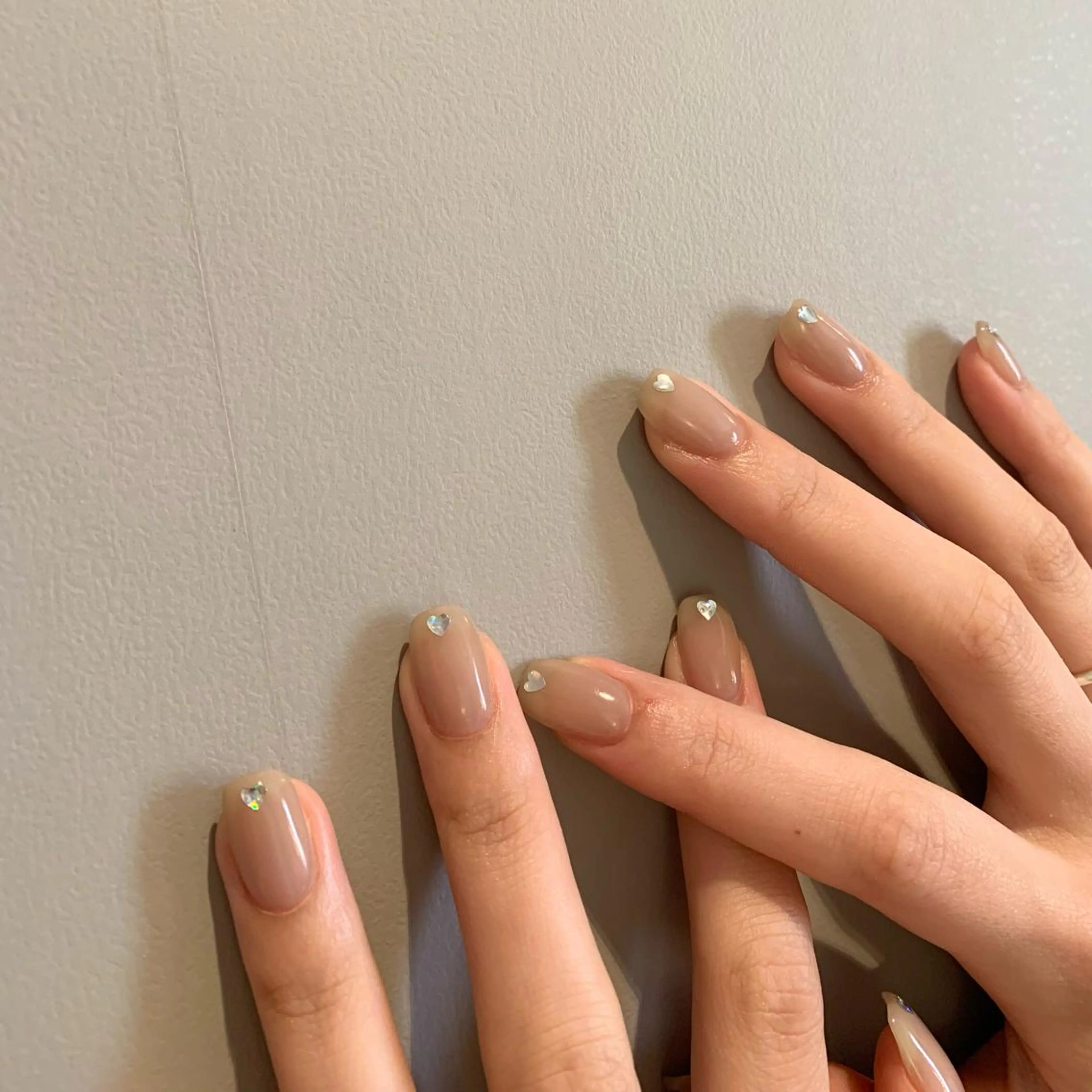 ネイル ストーンネイル ハンドネイル ウシク ミユキのネイルデザイン