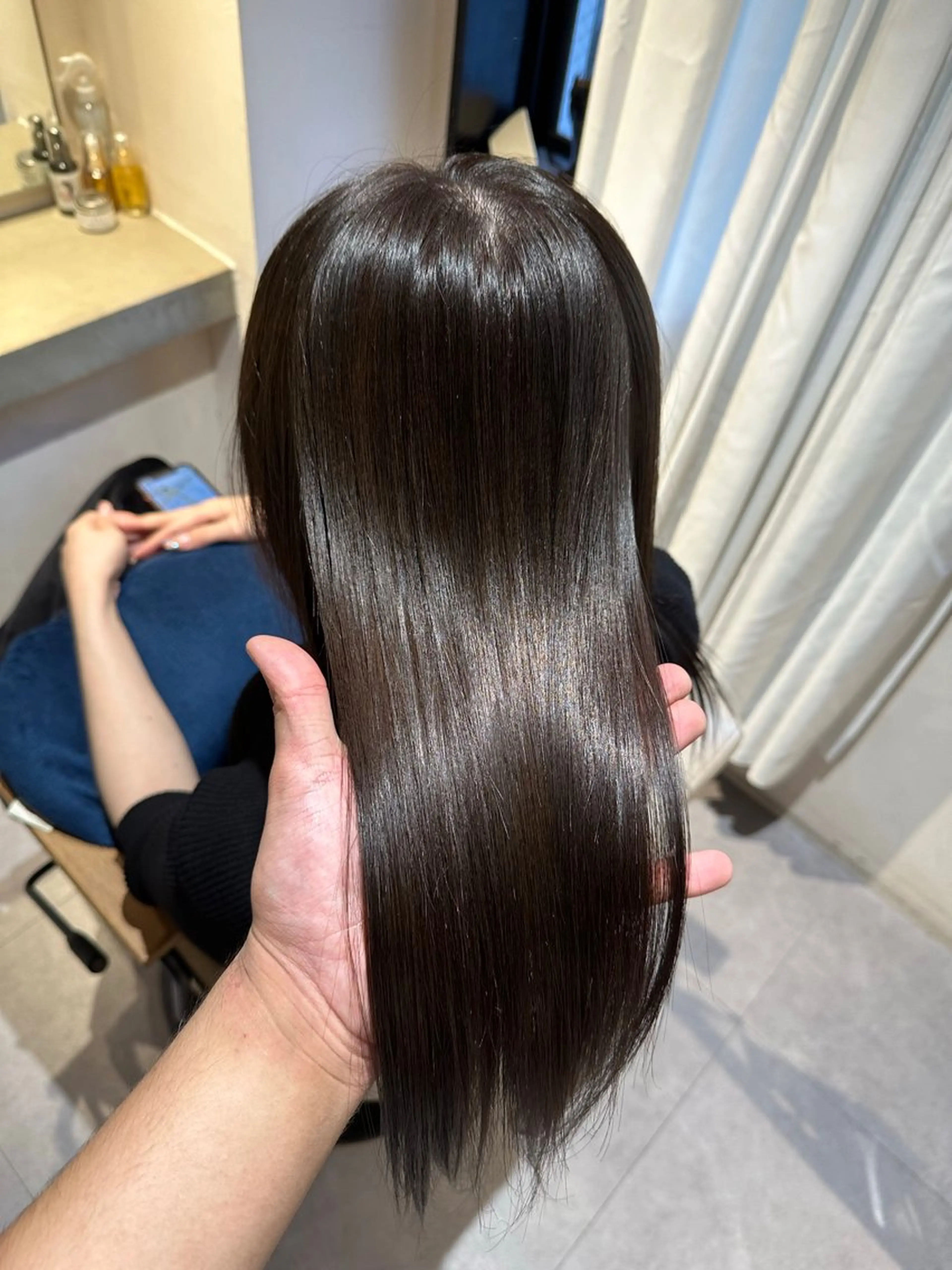 セミロング 縮毛矯正 トリートメント 必ず笑顔で帰っていた だきます！安田祐貴のヘアスタイル