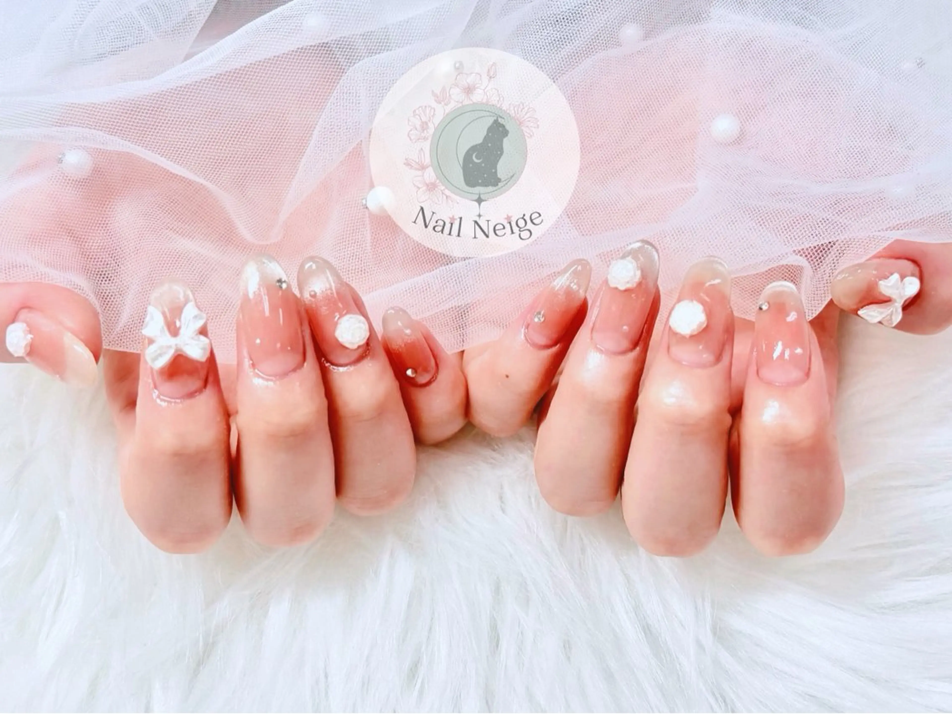 ネイル アートネイル ジェルネイル ハート 韓国ネイル マグネットネイル ハンドネイル Nail Neige🐈🌙のネイルデザイン