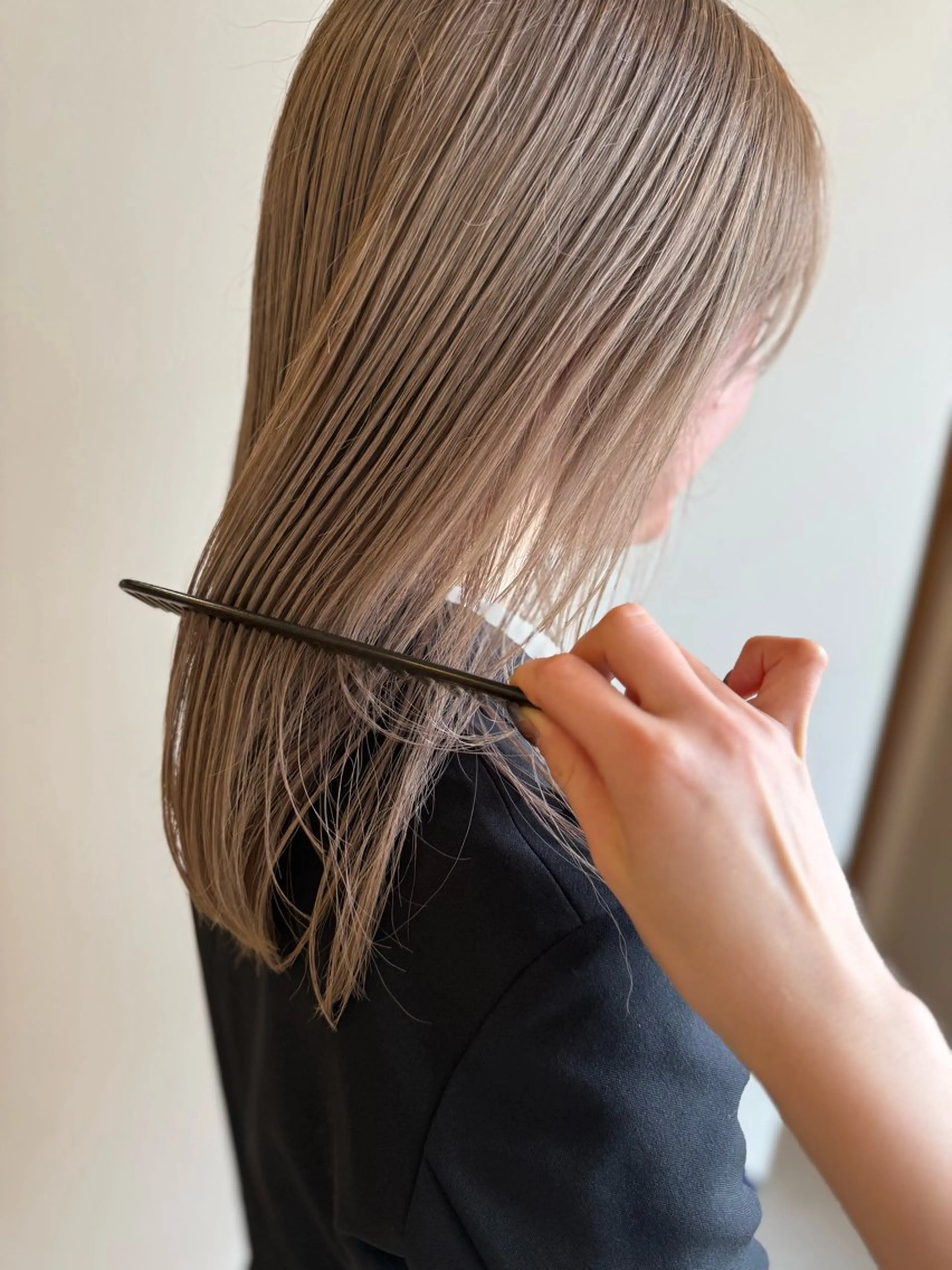 セミロング 💛🤍U too e’s 鎌倉🧸のヘアスタイル