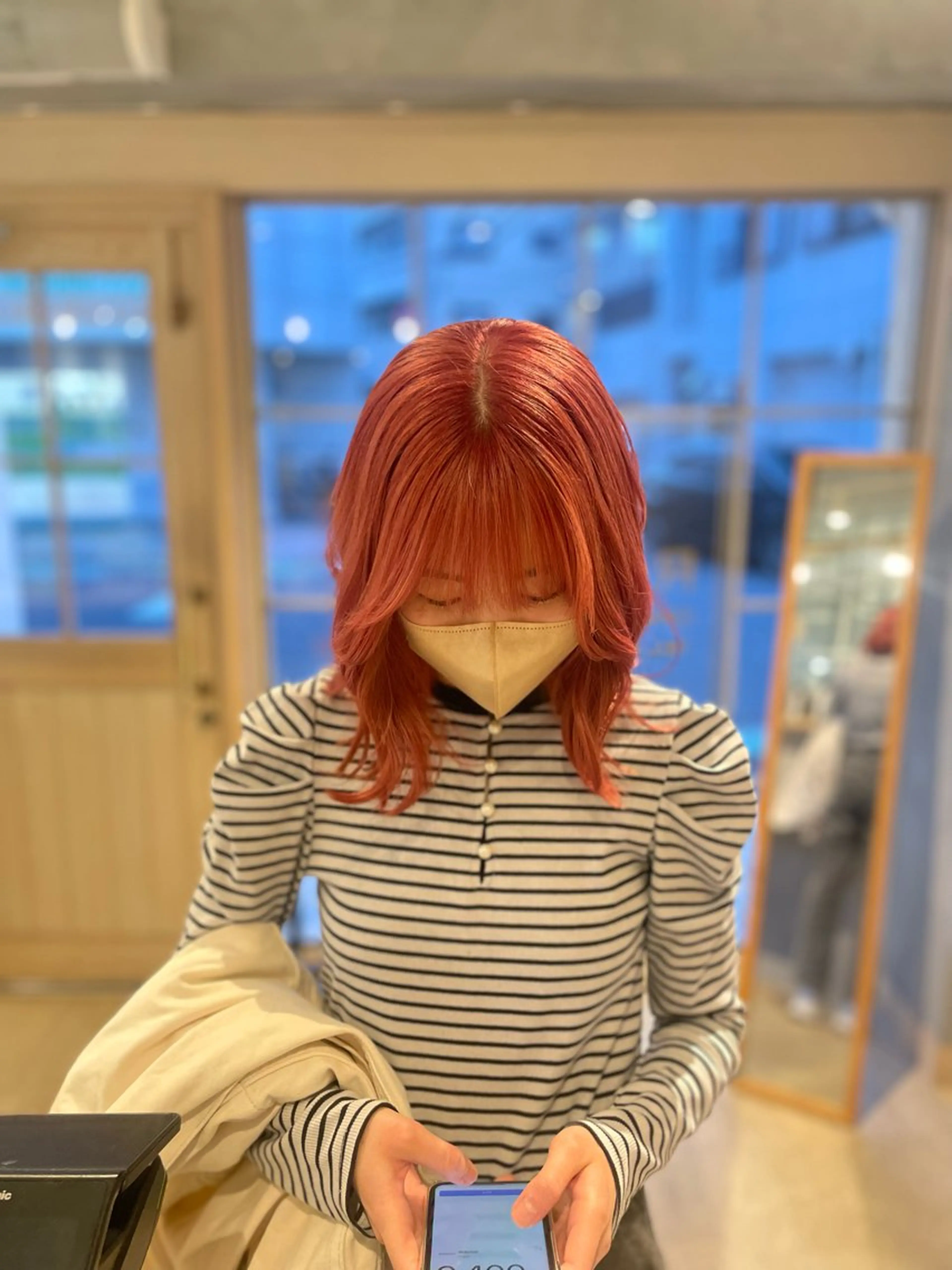 セミロング ヘアカラー アイナ ROCCOのヘアスタイル