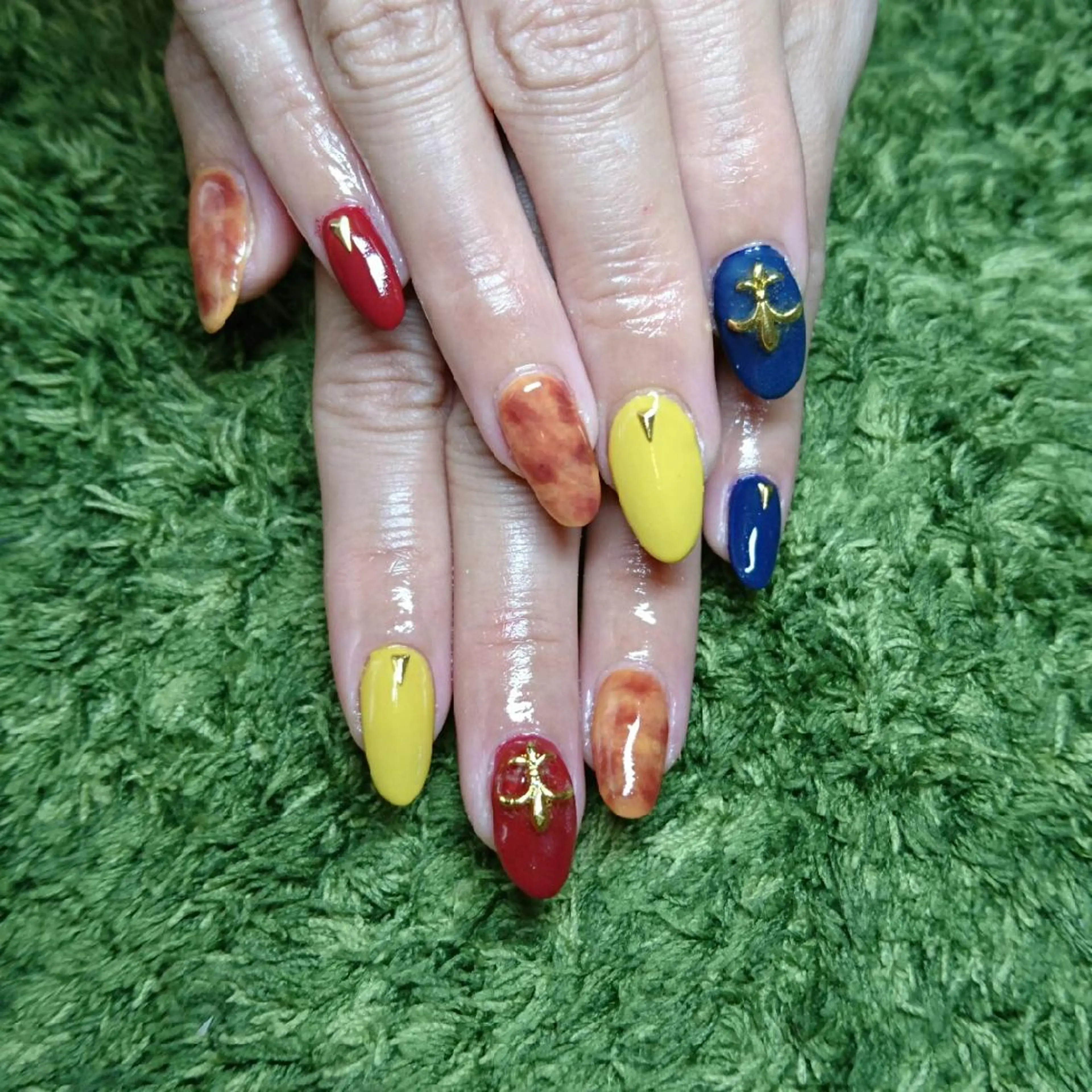 ネイル べっ甲ネイル LAVISH nail salonのネイルデザイン