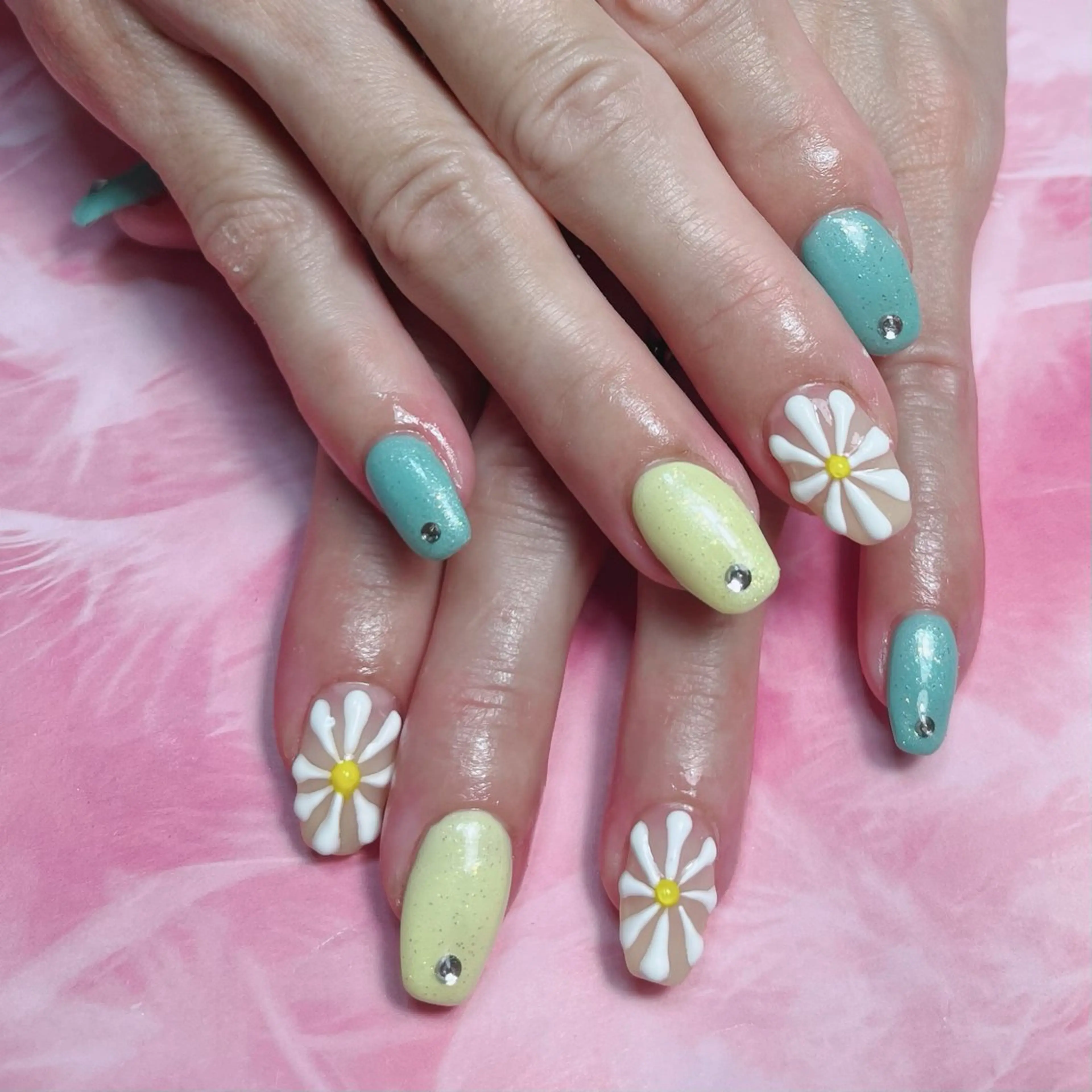 セミロング ハンドネイル hs nail salonのネイルデザイン