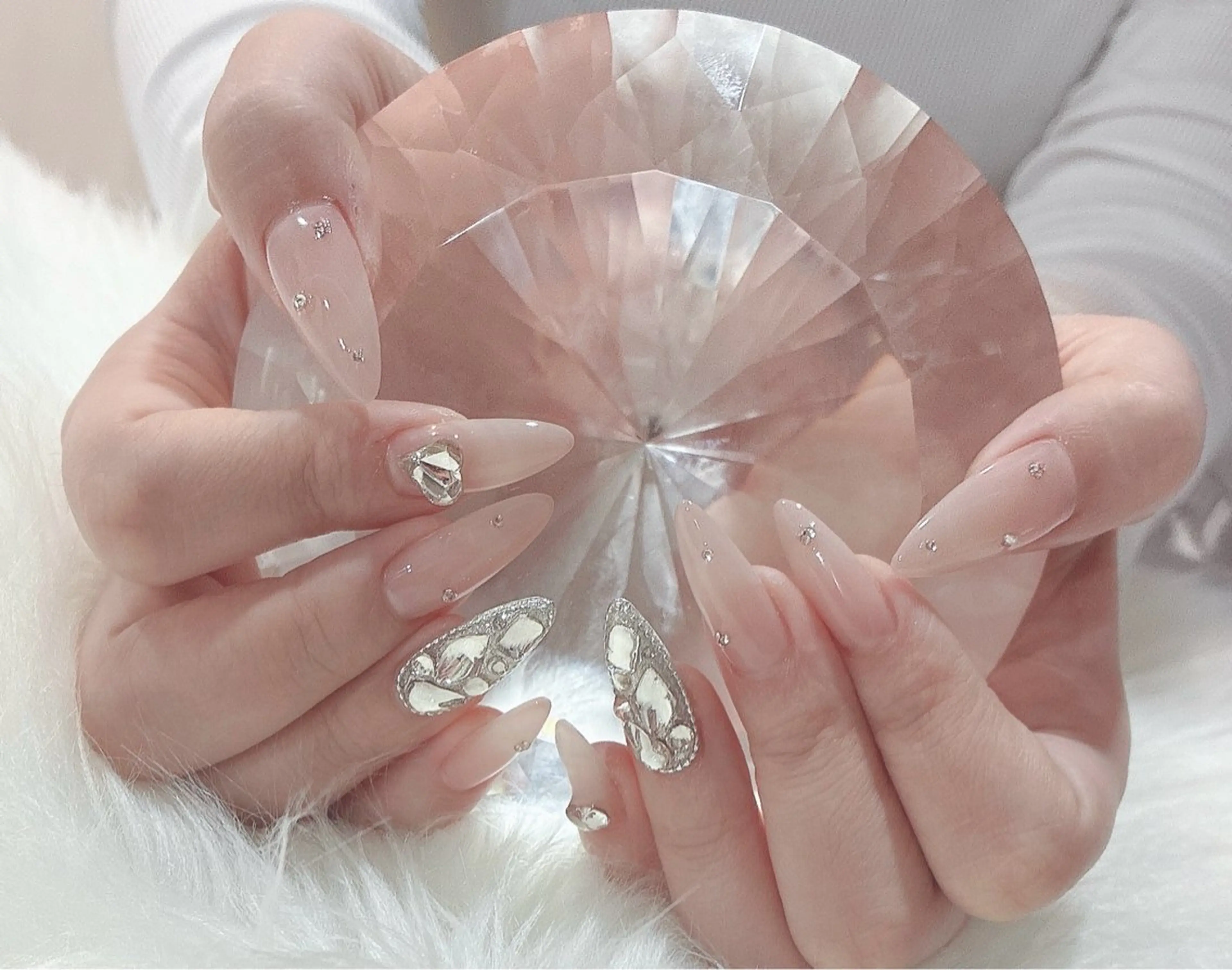 ネイル ハンドネイル LoaChaton kaeのネイルデザイン