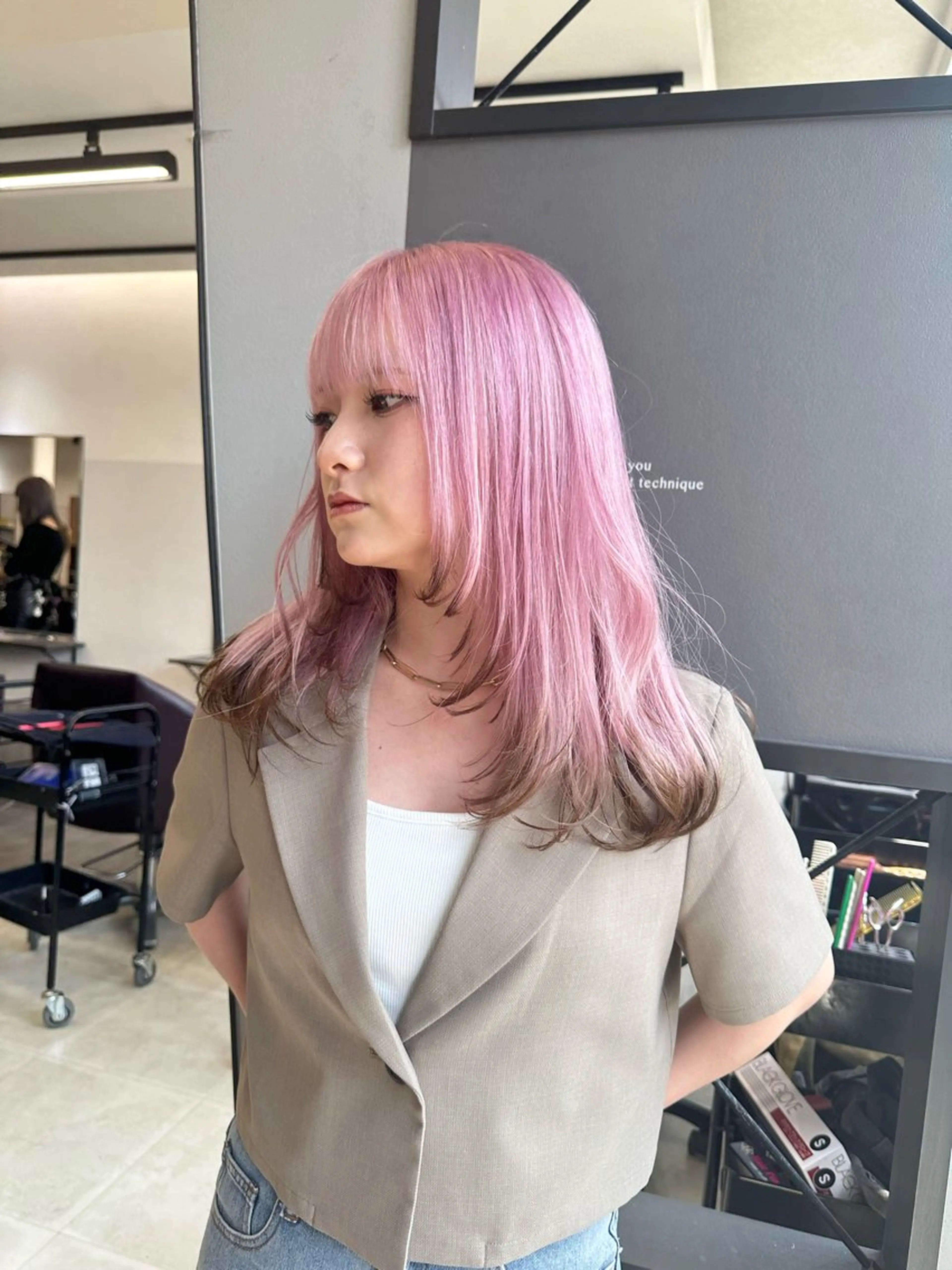 ミディアム カラー 天神大名/ブリーチ 鶴岡和幸/ハイトーンのヘアスタイル