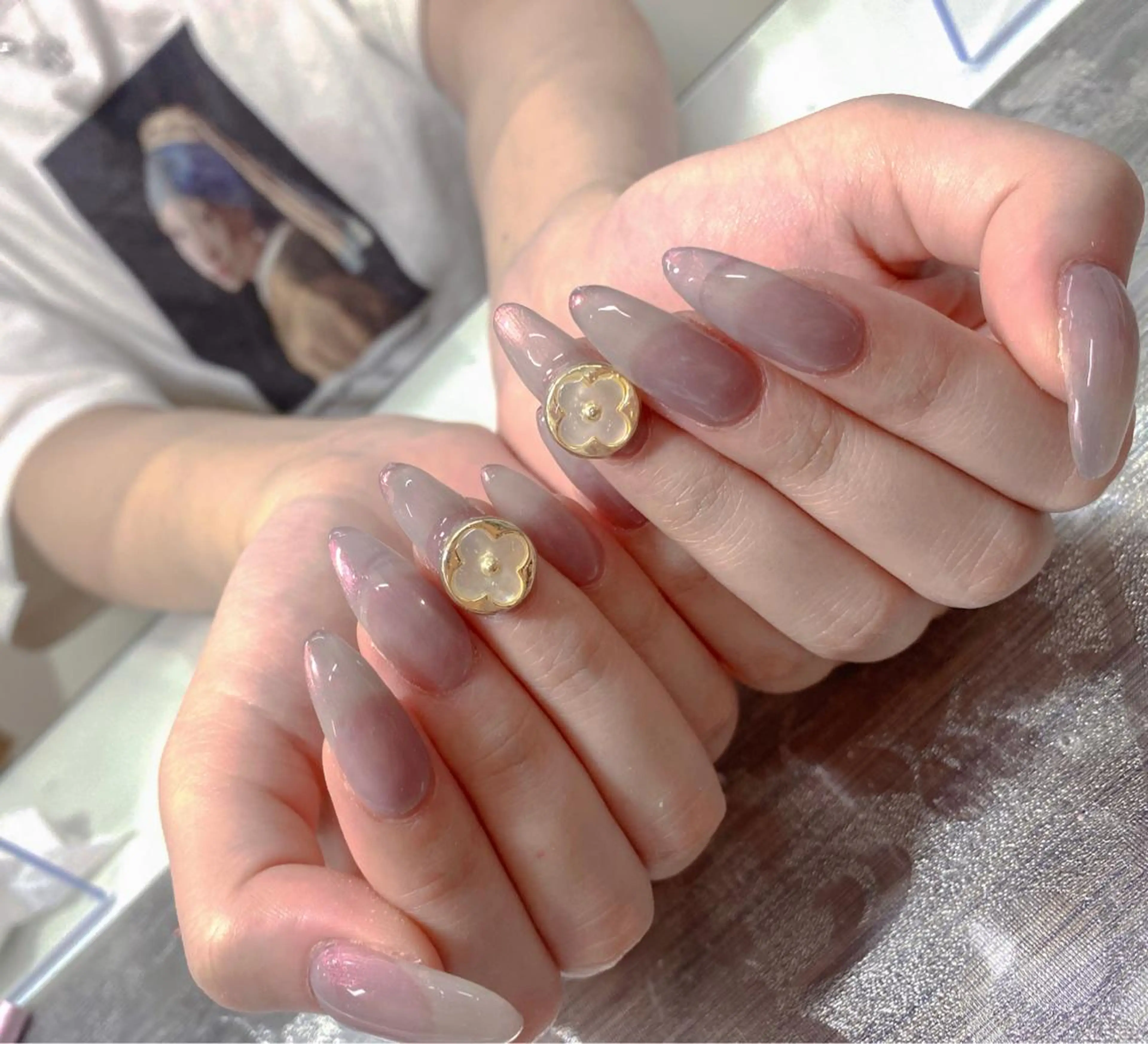 ネイル ハンドネイル I-nailロング /ワンホン/キラキラのネイルデザイン