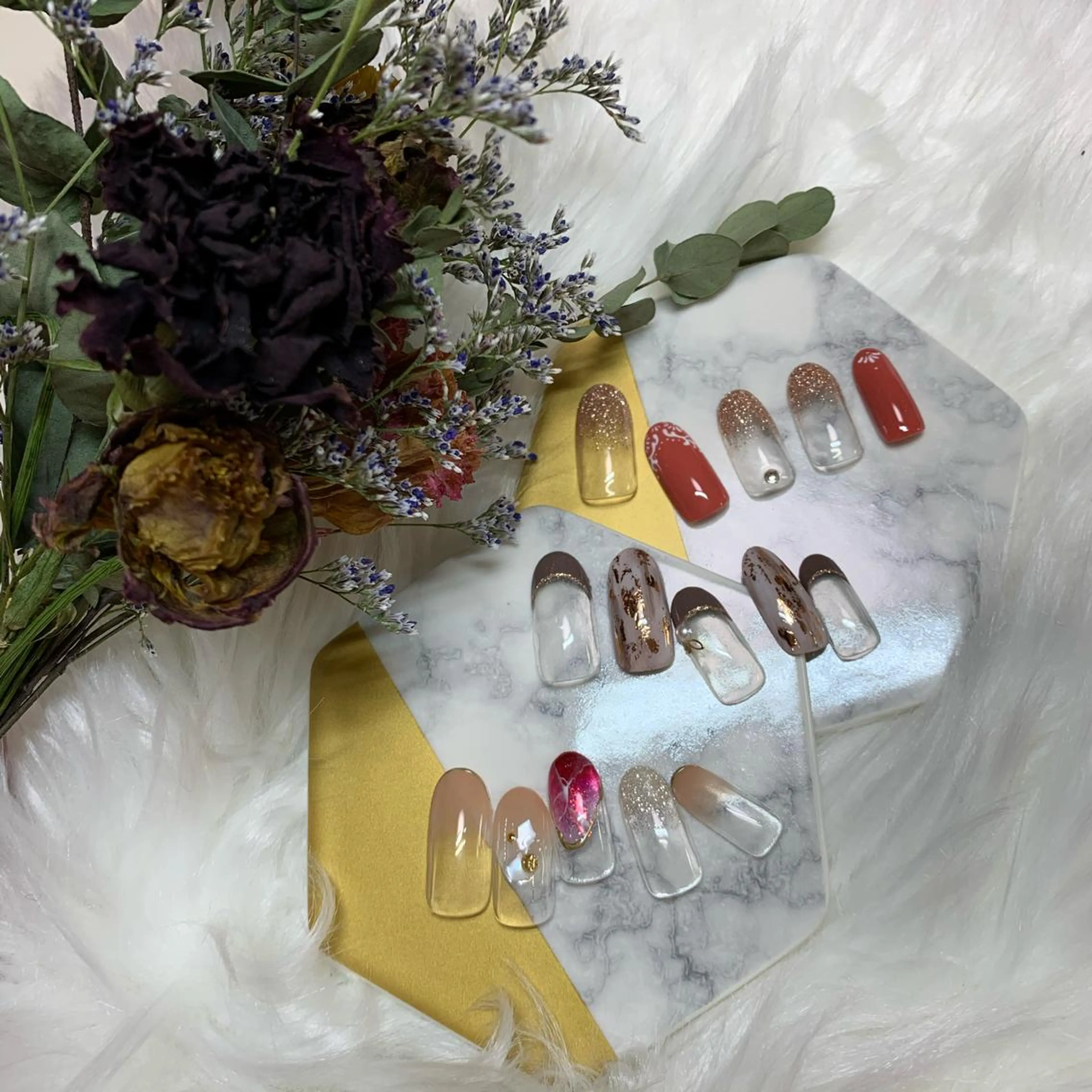 ネイル ハンドネイル 'mm  (ミリ) ＭＡＮＡＭＩのネイルデザイン