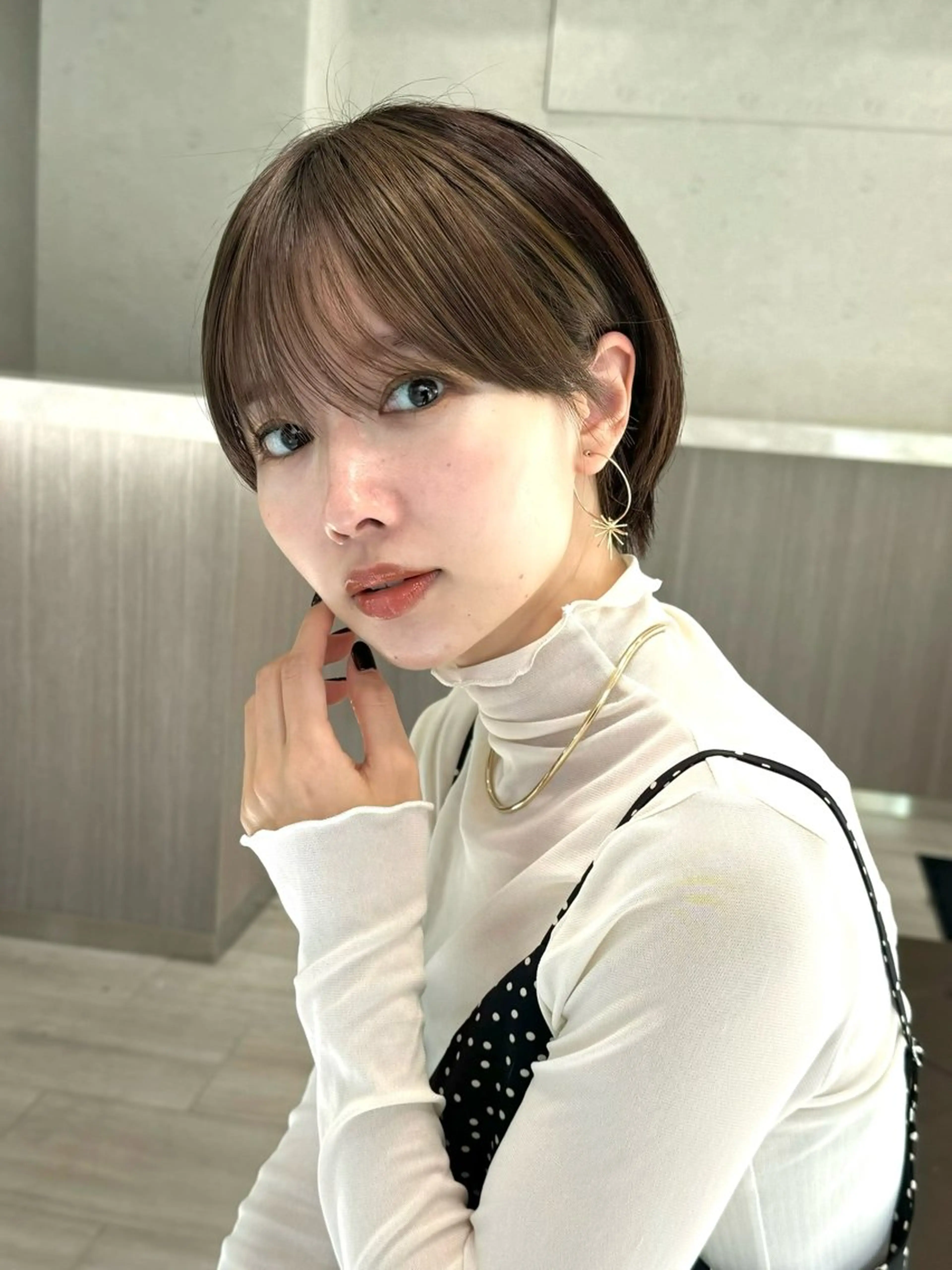 ショート 年齢悩みを全て解消/ 白髪と癖毛　松本雄光のヘアスタイル