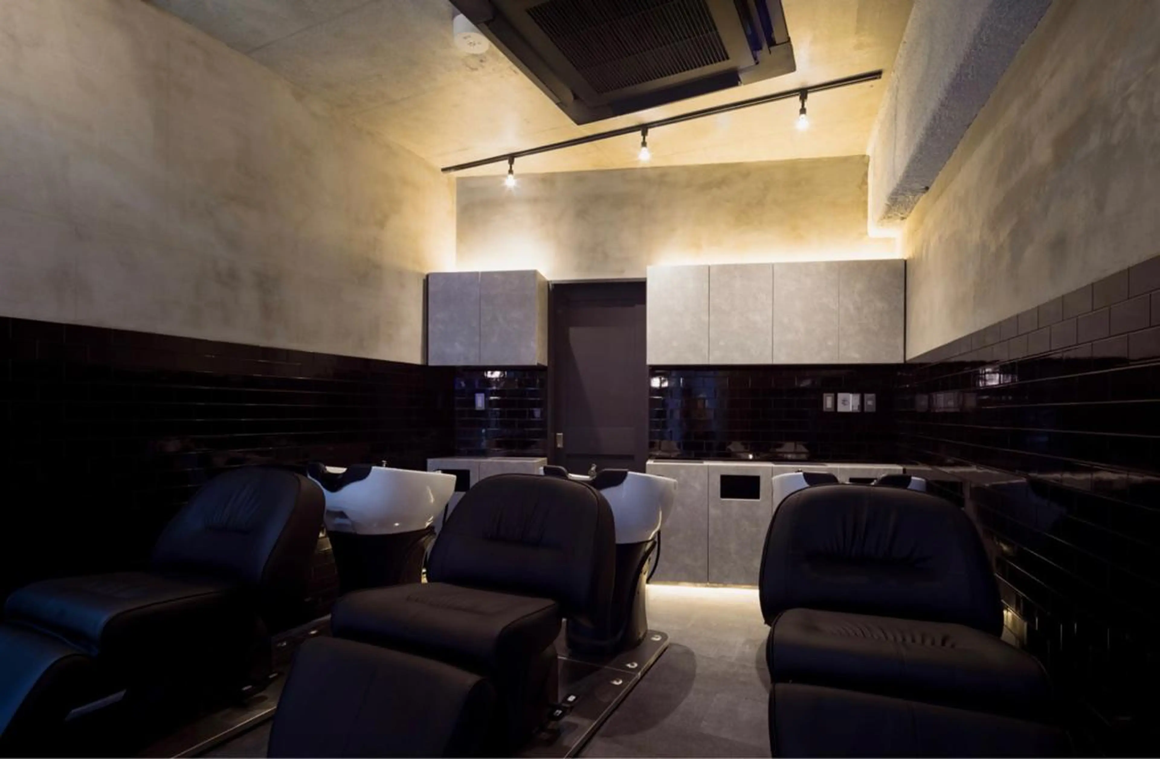 トリートメント ヘッドスパ N.G.S(ナージス)所属・🌟髪質改善/透明感 🌟代表RYOのヘアスタイル