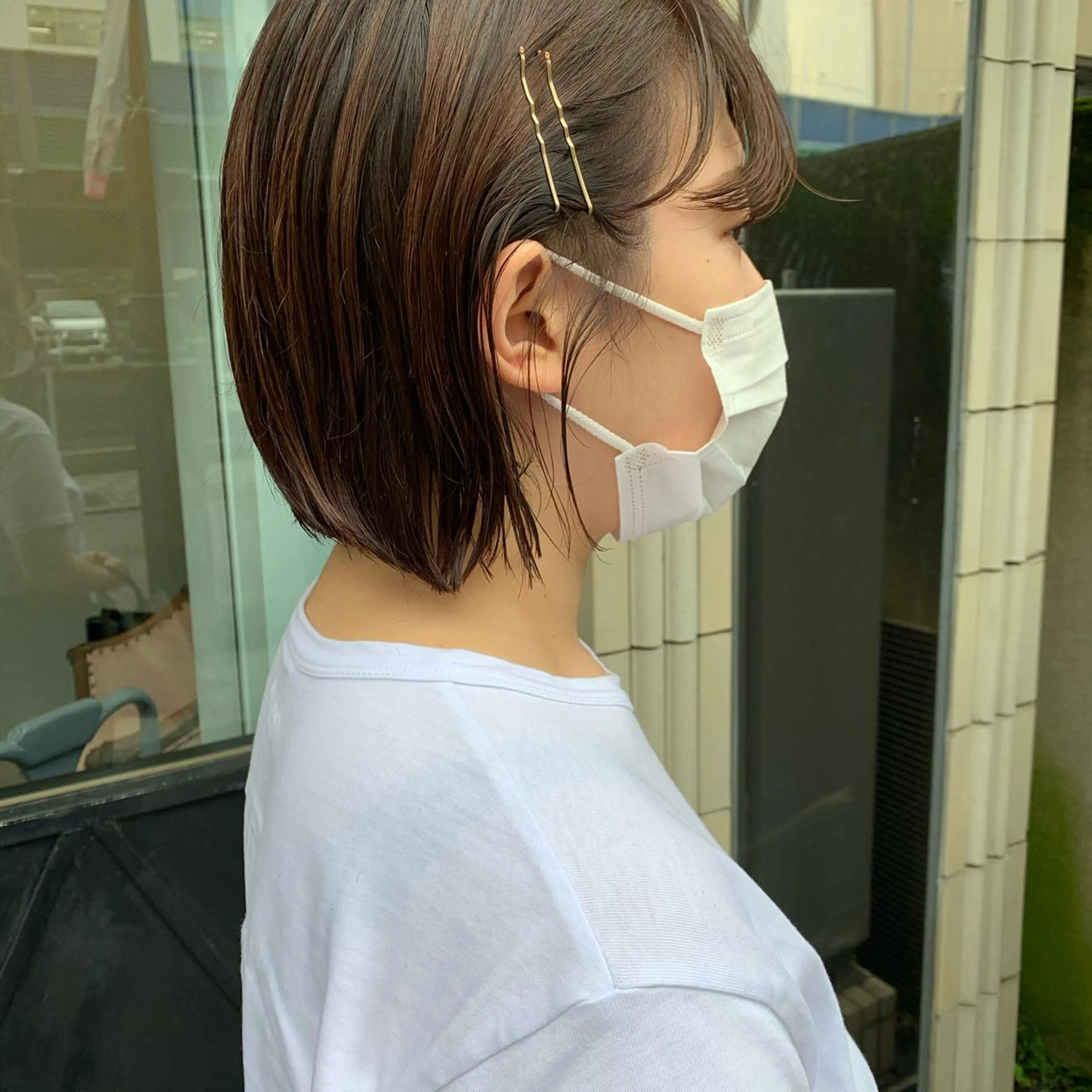 ミディアム カラー SAKINO． ベージュカラーのヘアスタイル