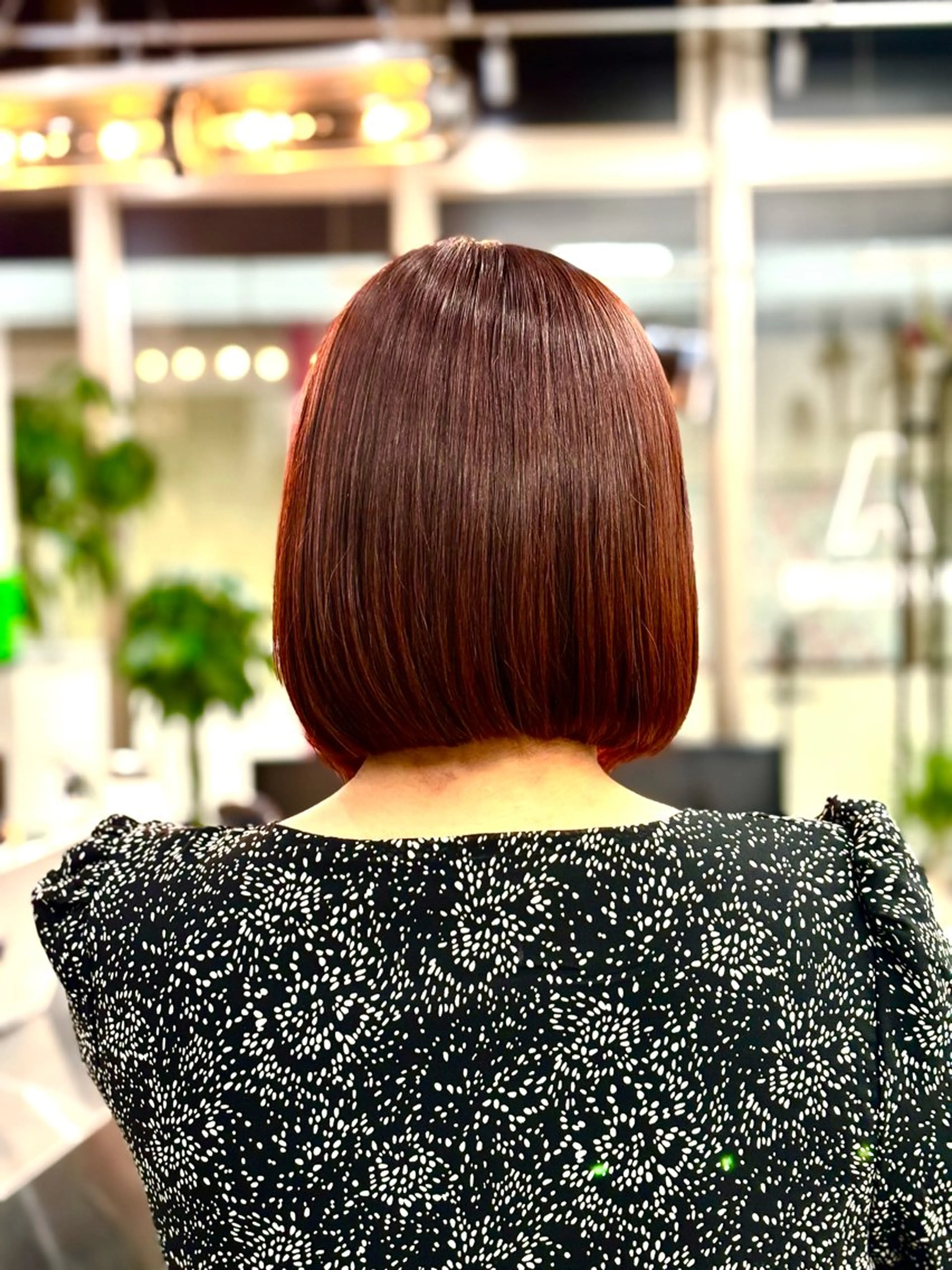 カラー ボブ サカシタ アヤカのヘアスタイル