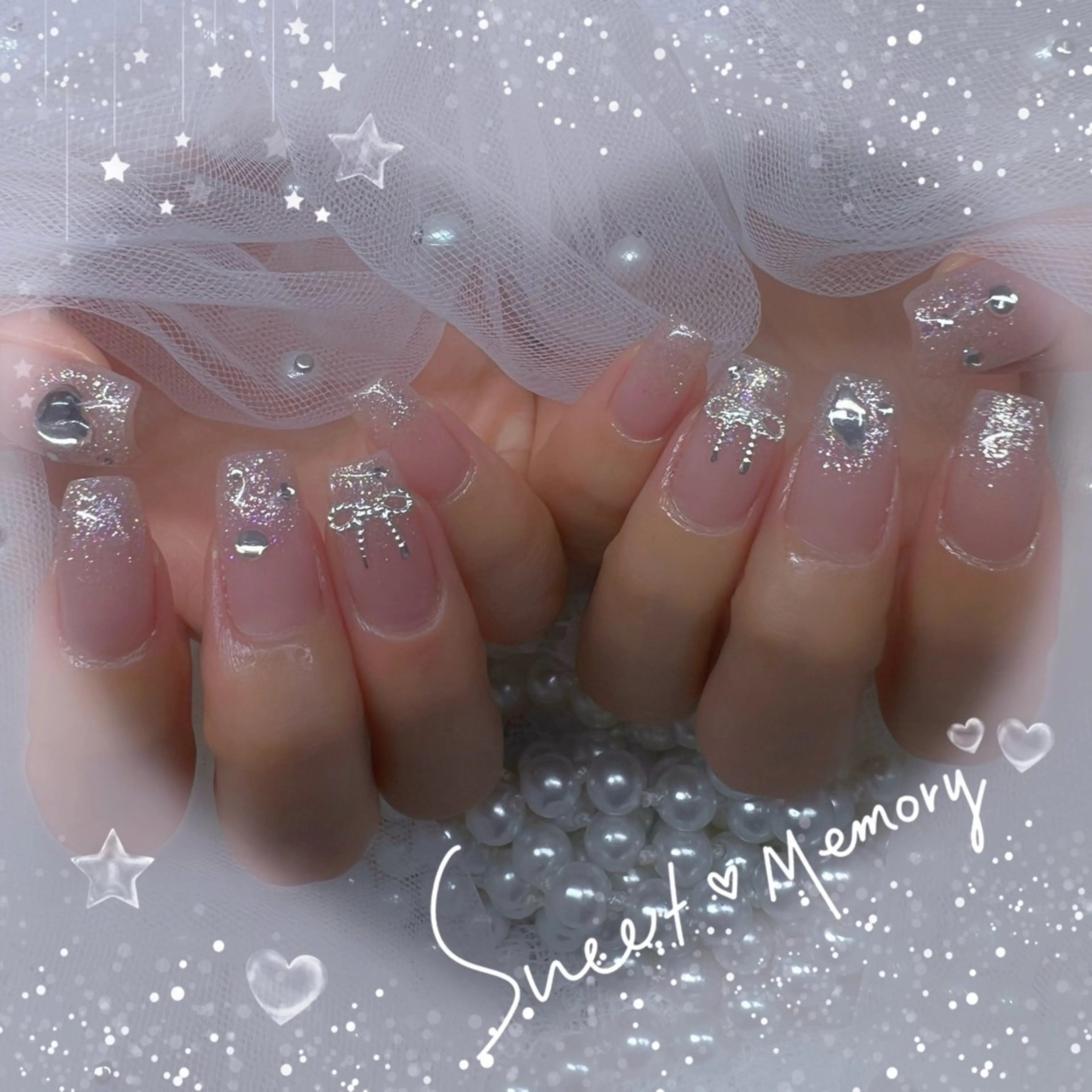ネイル チークネイル フレンチネイル ガーリー ガラスフレンチ グラデーション ハンドネイル Chill Nailsalonのネイルデザイン
