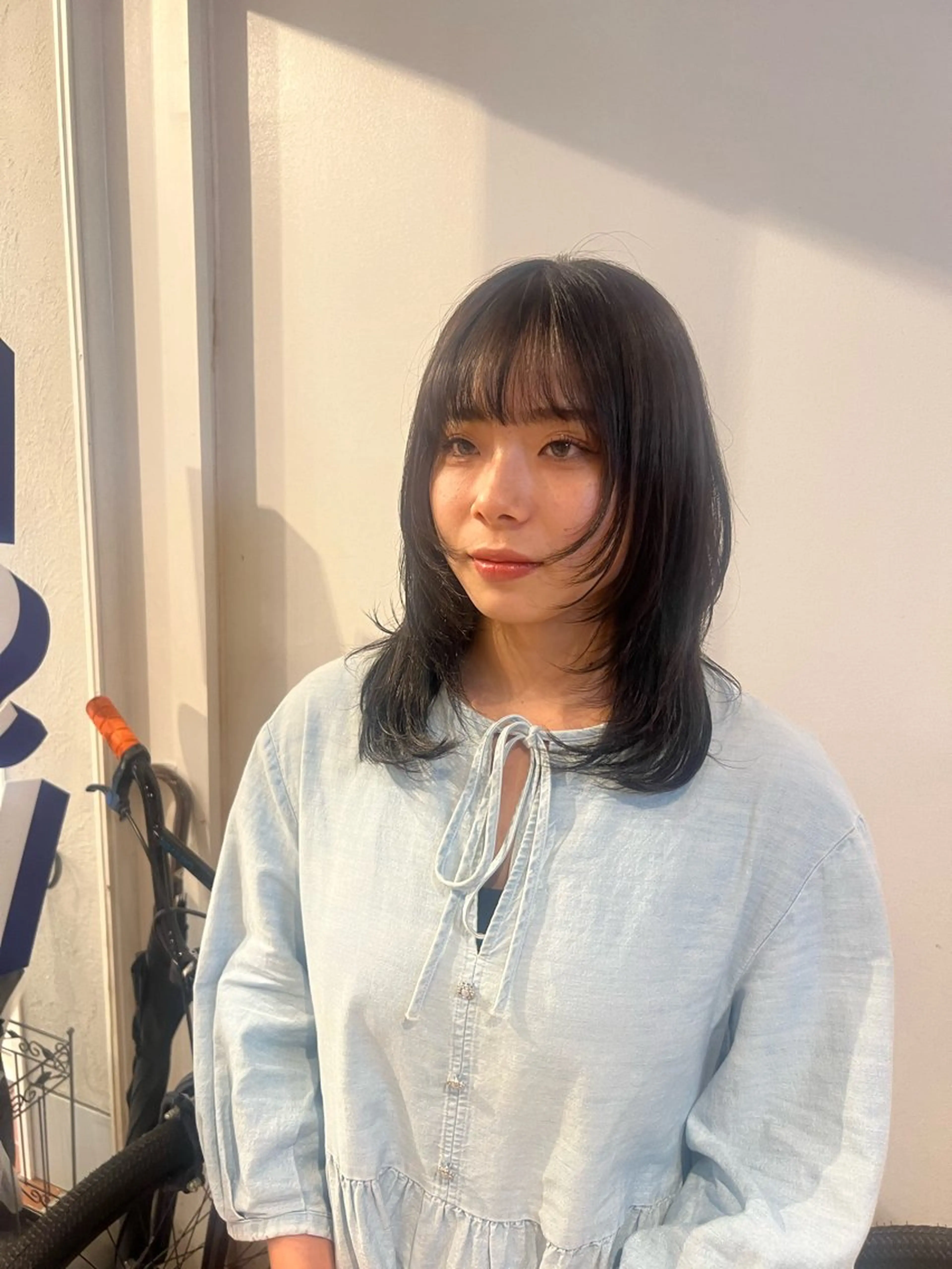 セミロング 與座 小遥のヘアスタイル