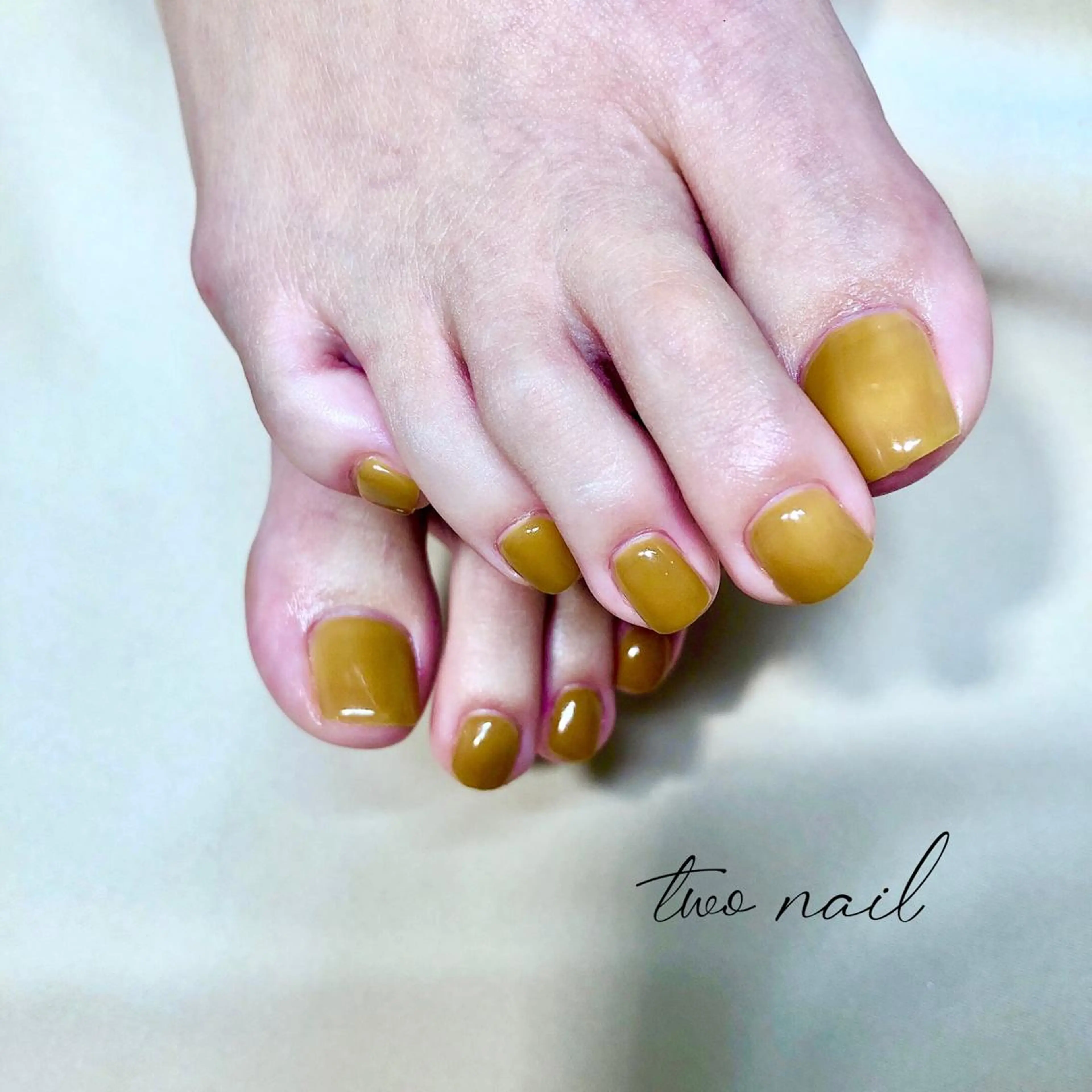 ネイル アートネイル フットネイル ハート ニュアンスネイル ホワイト フットネイル two nailのネイルデザイン