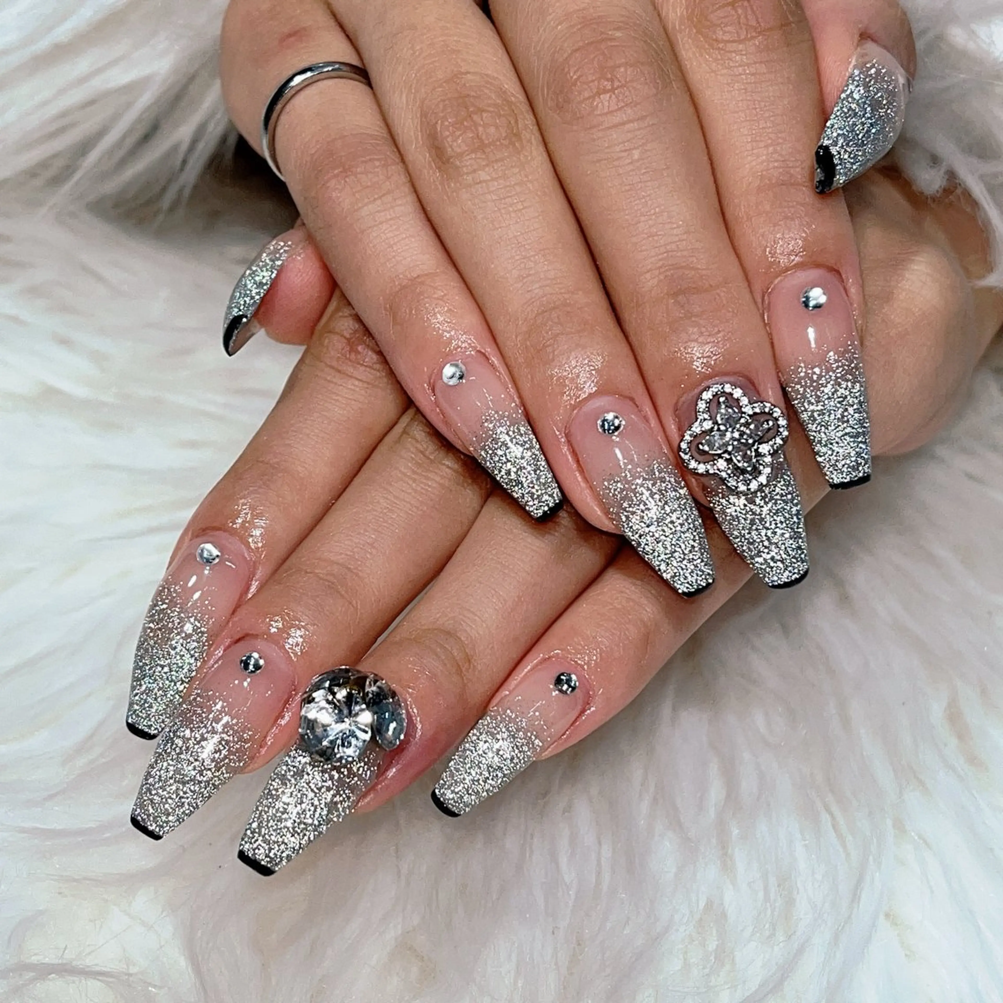 ネイル ROOTS所属・K Maoのネイルデザイン