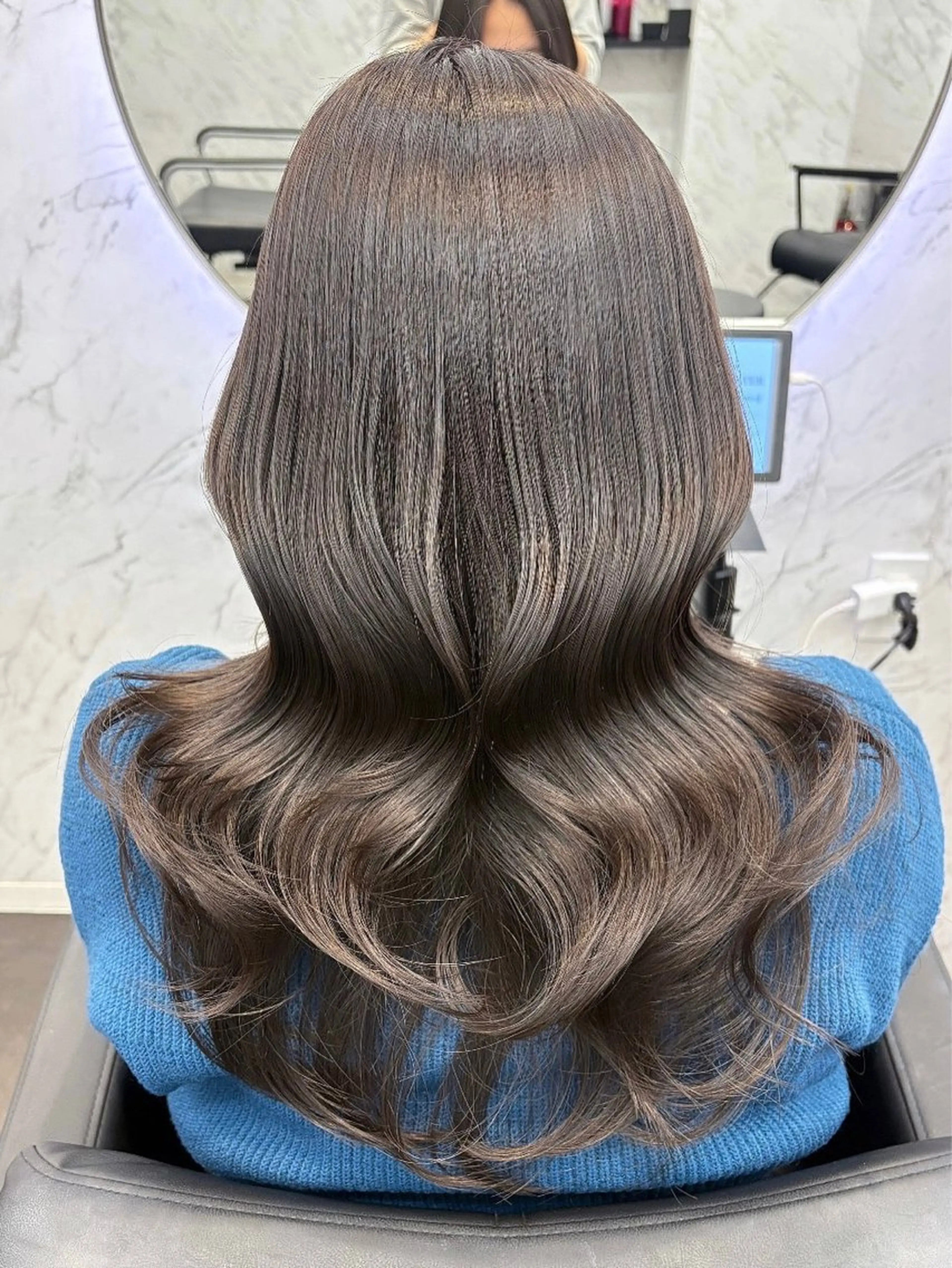 ロング カラー グレージュ カット ヘアカラー 韓国ヘア🎀 /♡𝓝𝓸𝓪♡のヘアスタイル