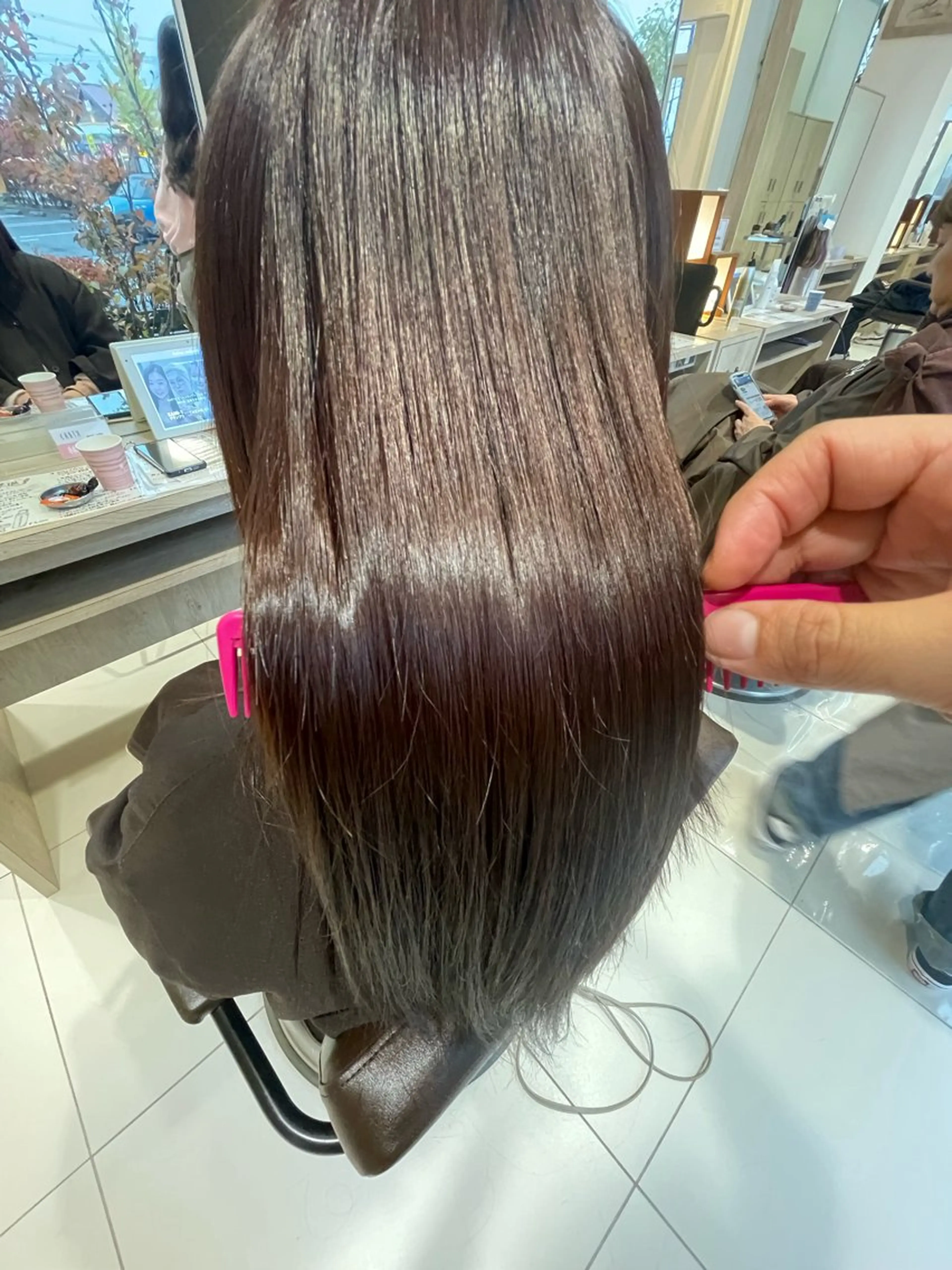 ロング パーマ 髪質改善 縮毛矯正 トリートメント ストレートパーマ カット 縮毛矯正 鶴岡で縮毛矯正なら お任せ！ハヤシナオミのヘアスタイル