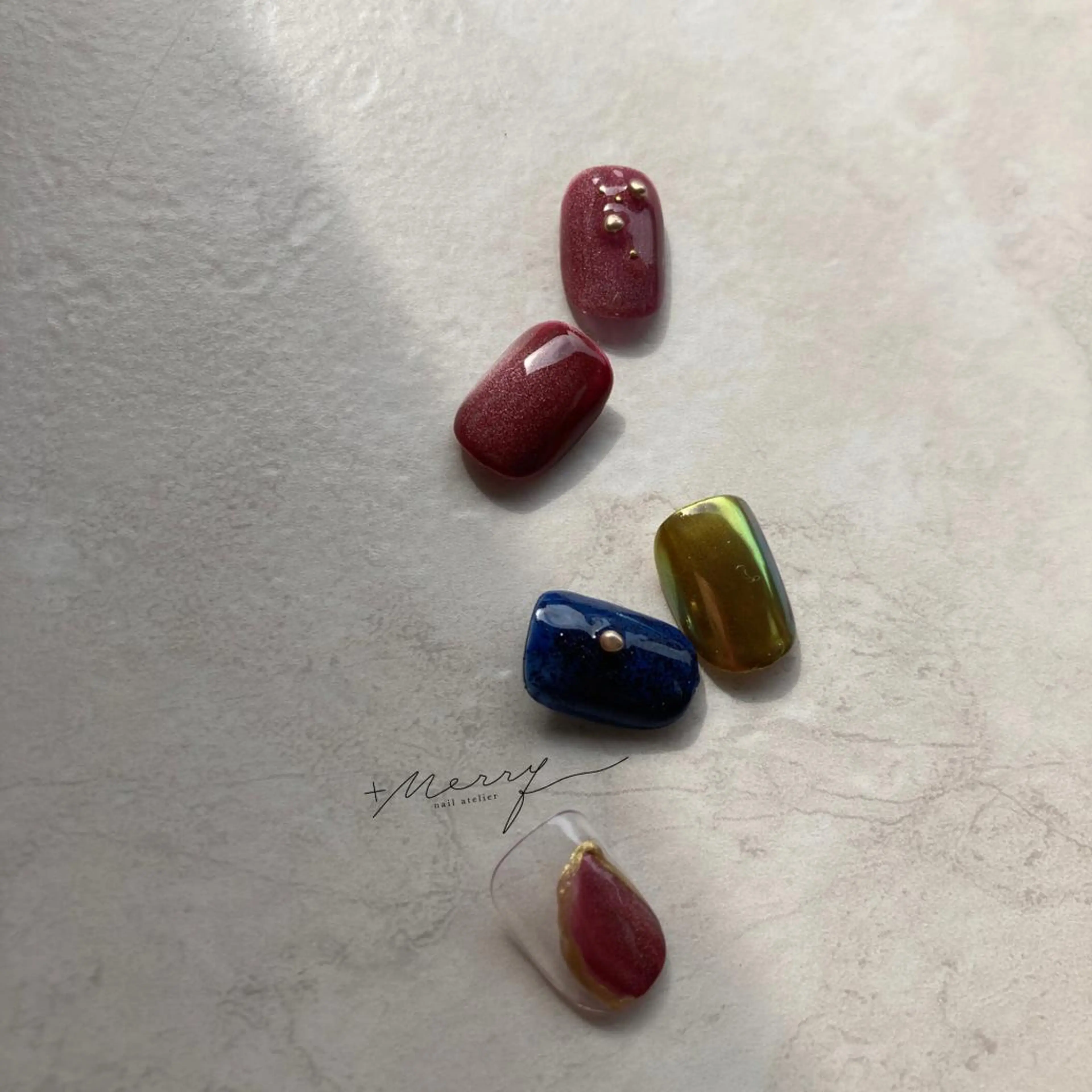 ネイル ネイルアトリエ プラスメリーのネイルデザイン