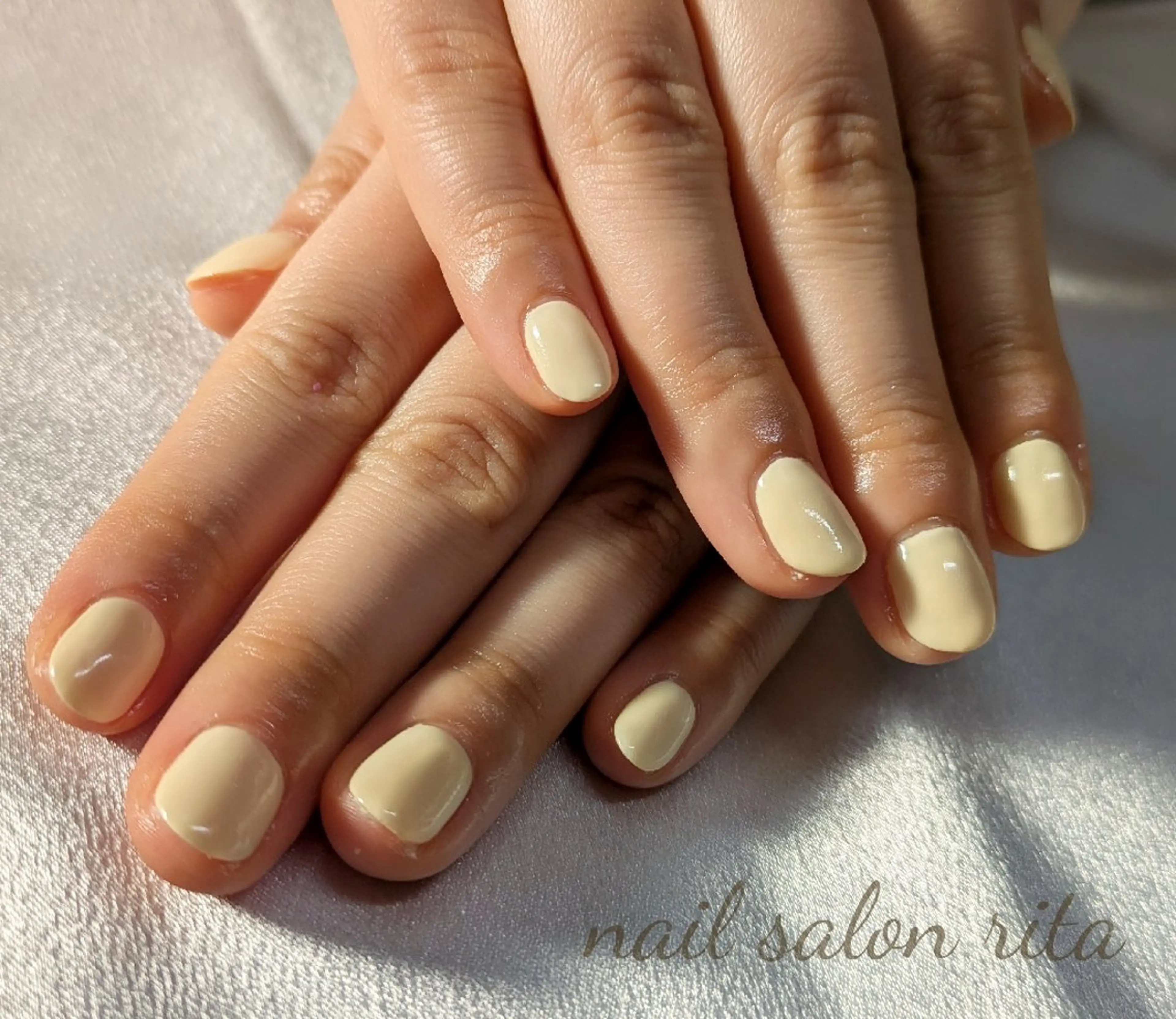 ネイル ハンドネイル nail salon rita所属・柴田 理紗のネイルデザイン