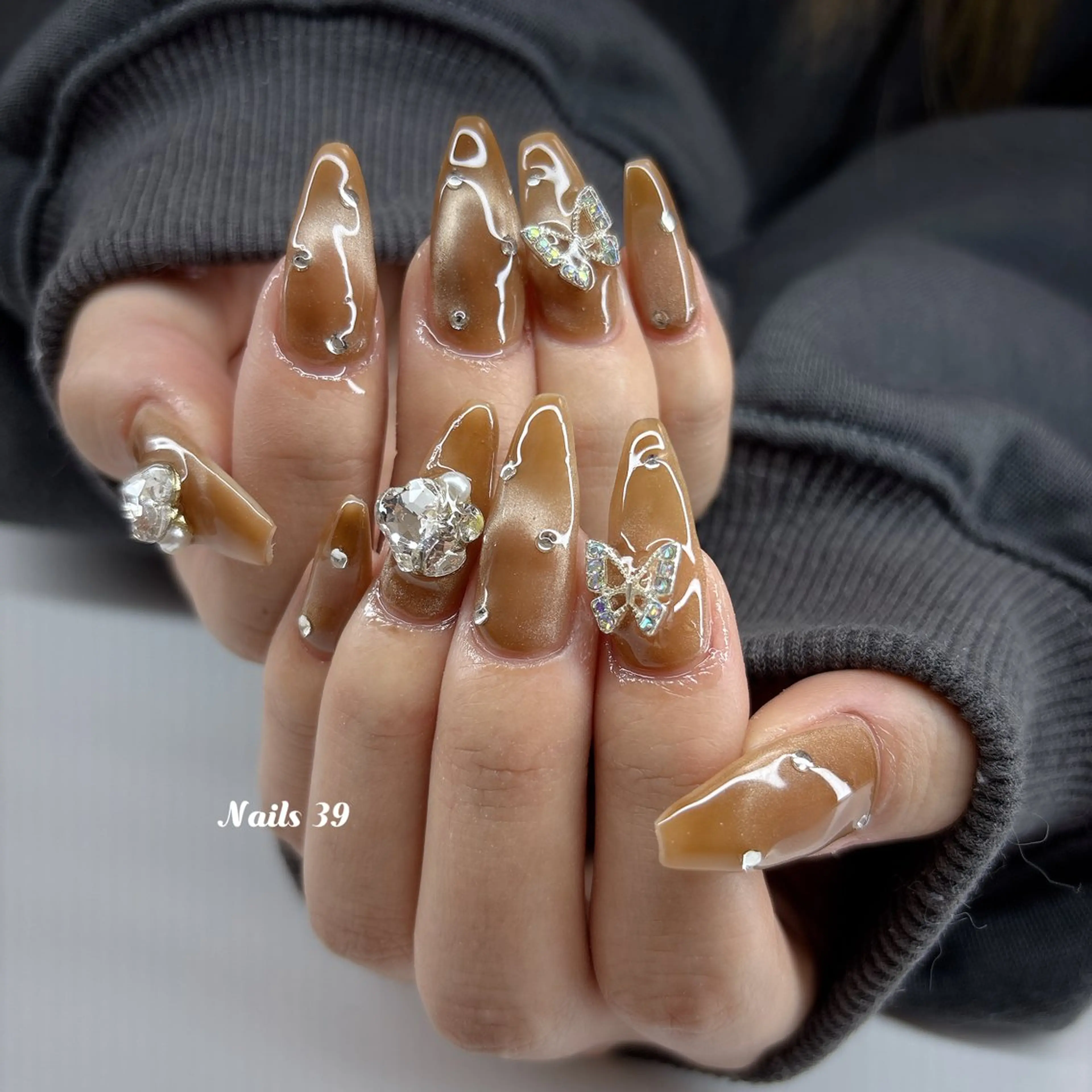 ネイル Nails 39のネイルデザイン