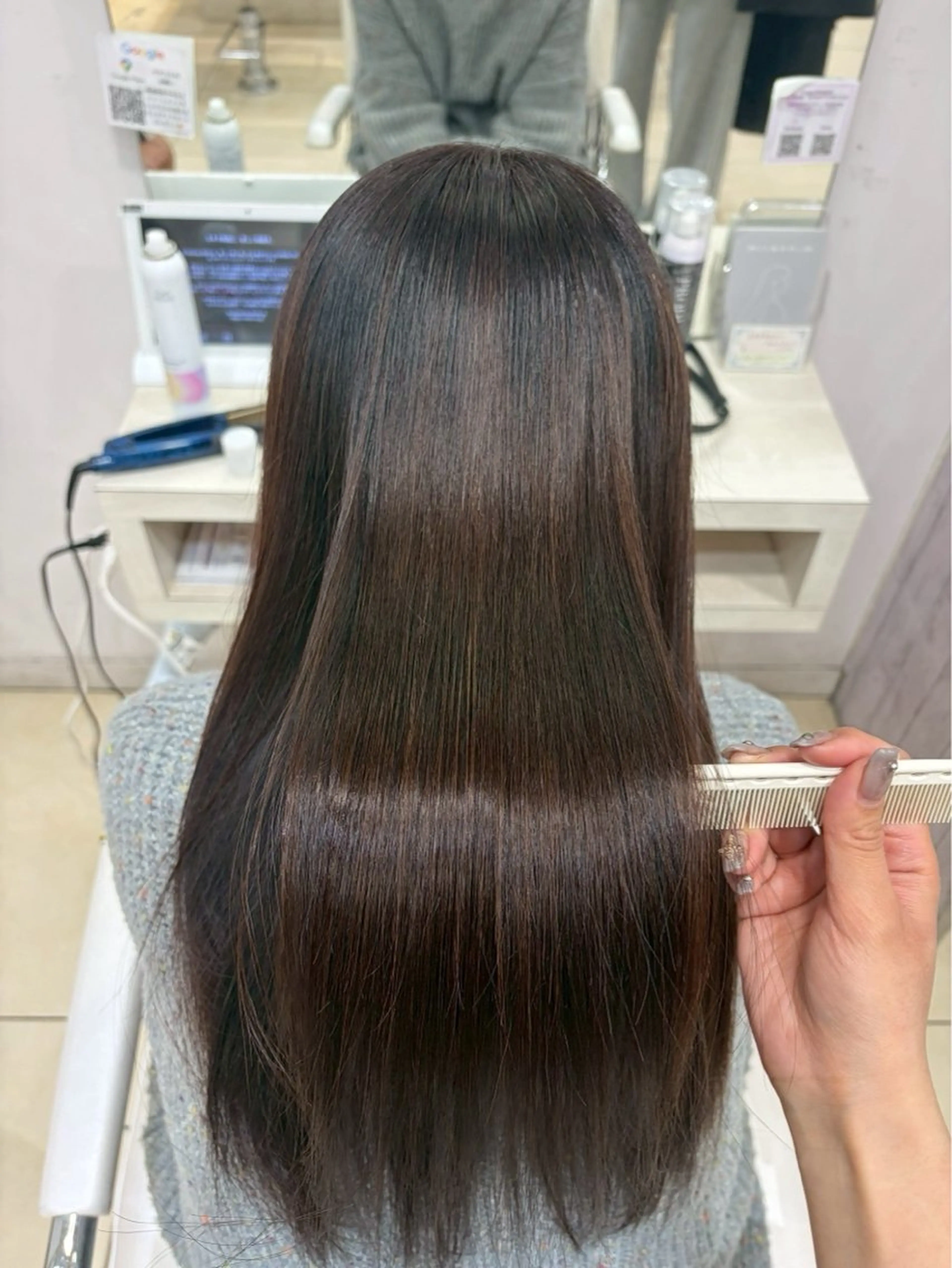 ロング ヘアカラー [髪質改善カラー] 光^._.^の眉毛・アイブロウイメージ