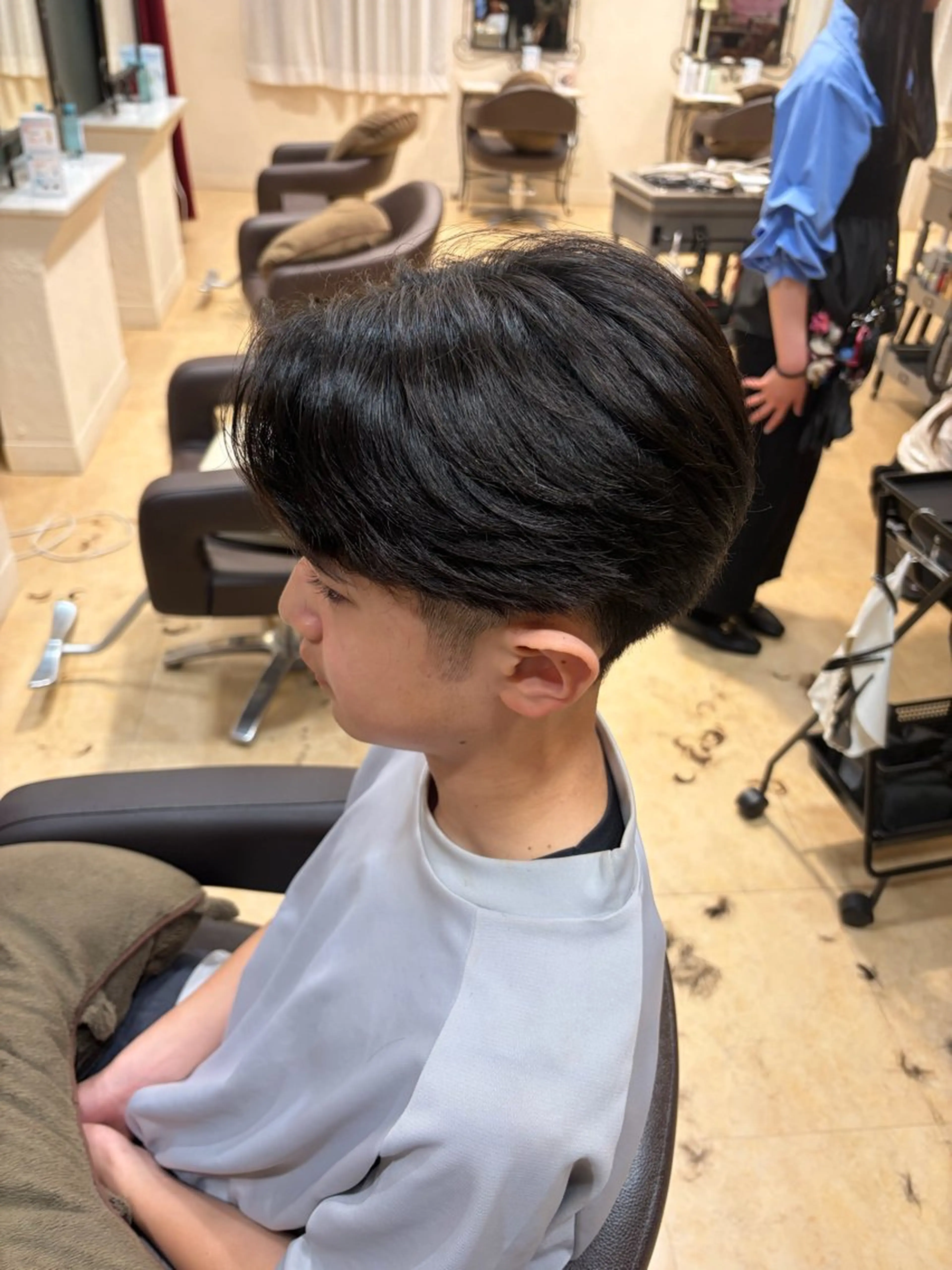 ショート メンズ センターパート ショートヘア 鶴見/星野 夏輝のヘアスタイル