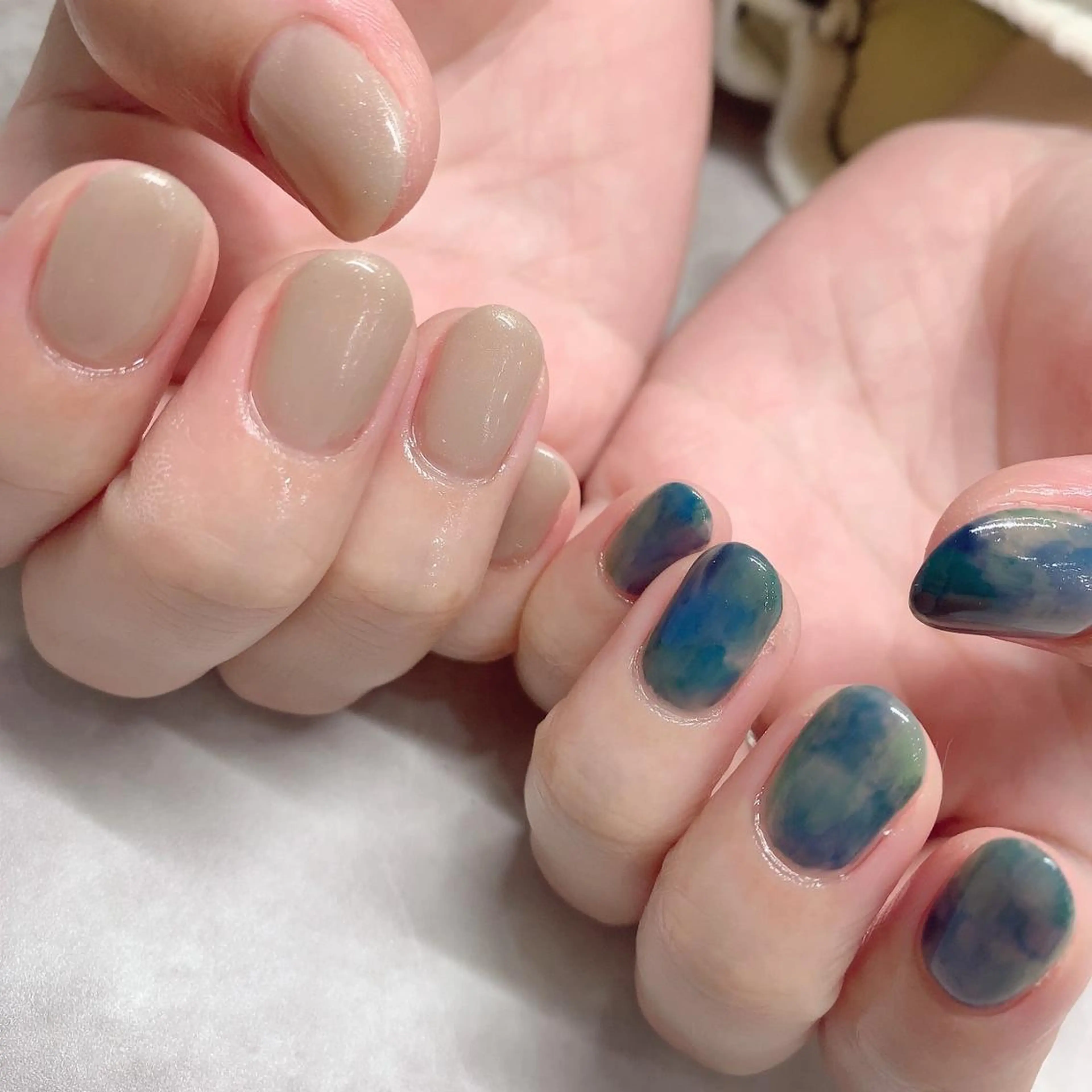 ネイル ネイルリボン 受付スタッフのネイルデザイン