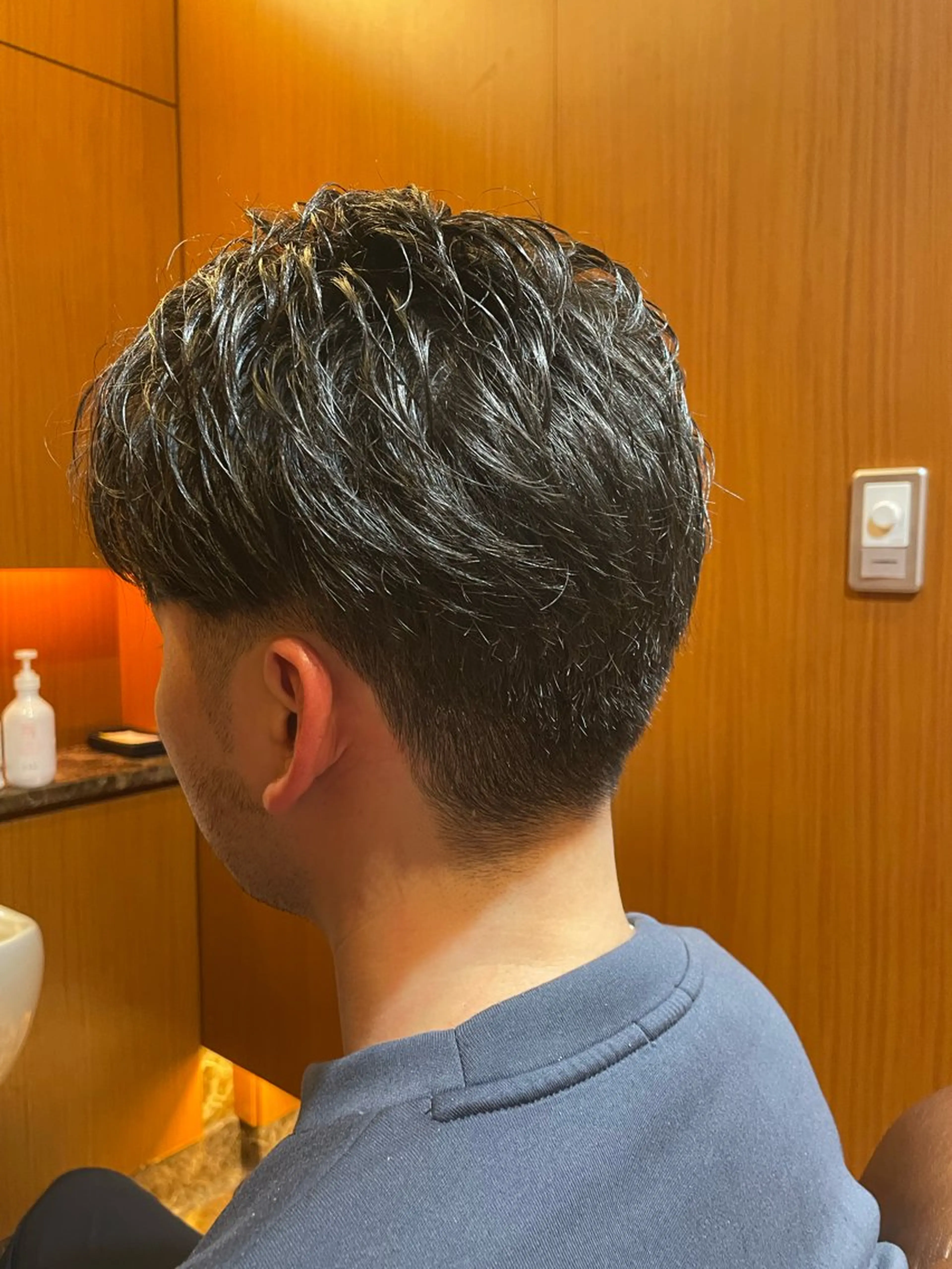 メンズ ビジネス 刈り上げ シマサキ シイナのヘアスタイル