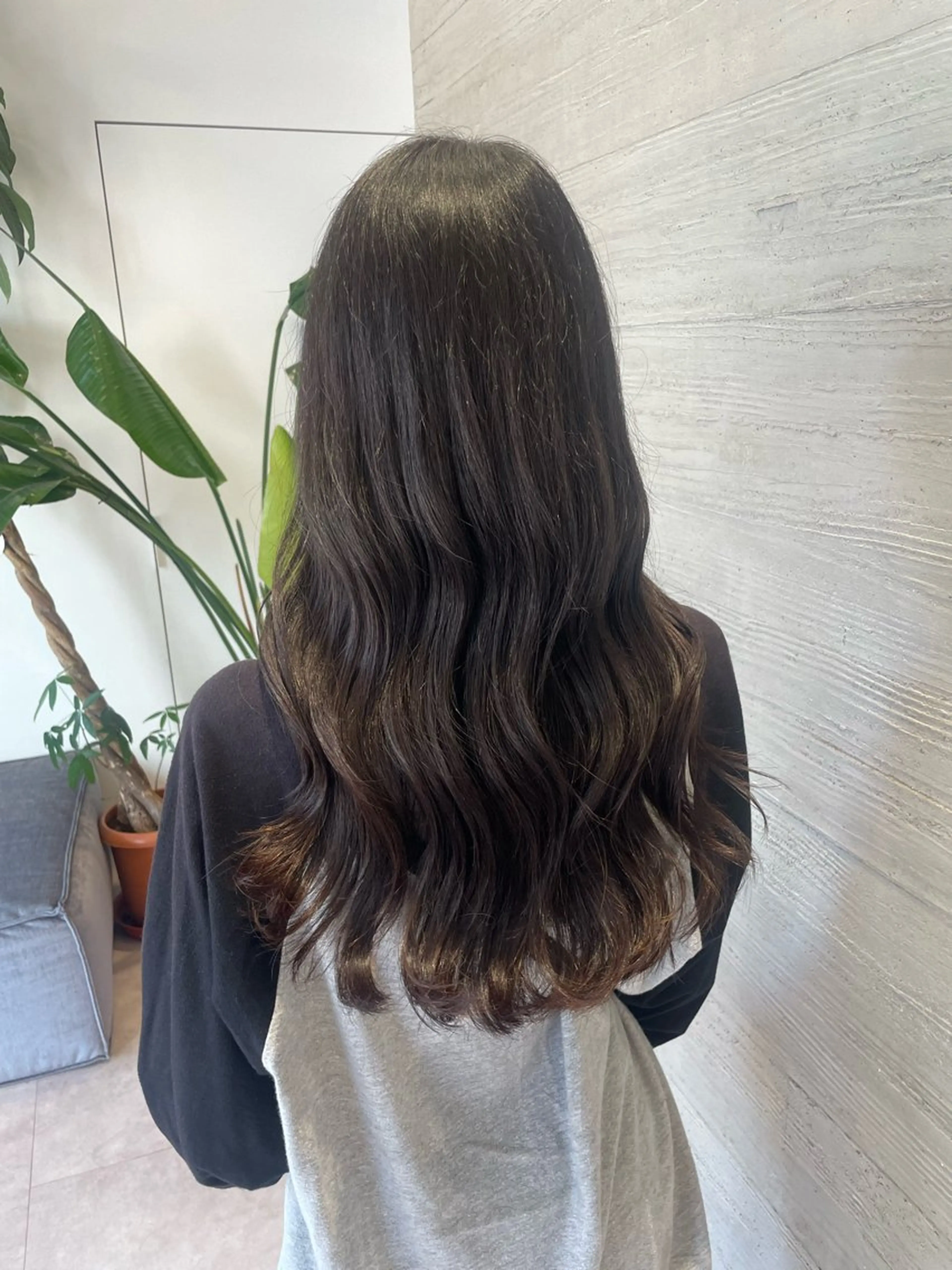 ロング レイヤーカット カット 🤍tomoka 🤍のヘアスタイル