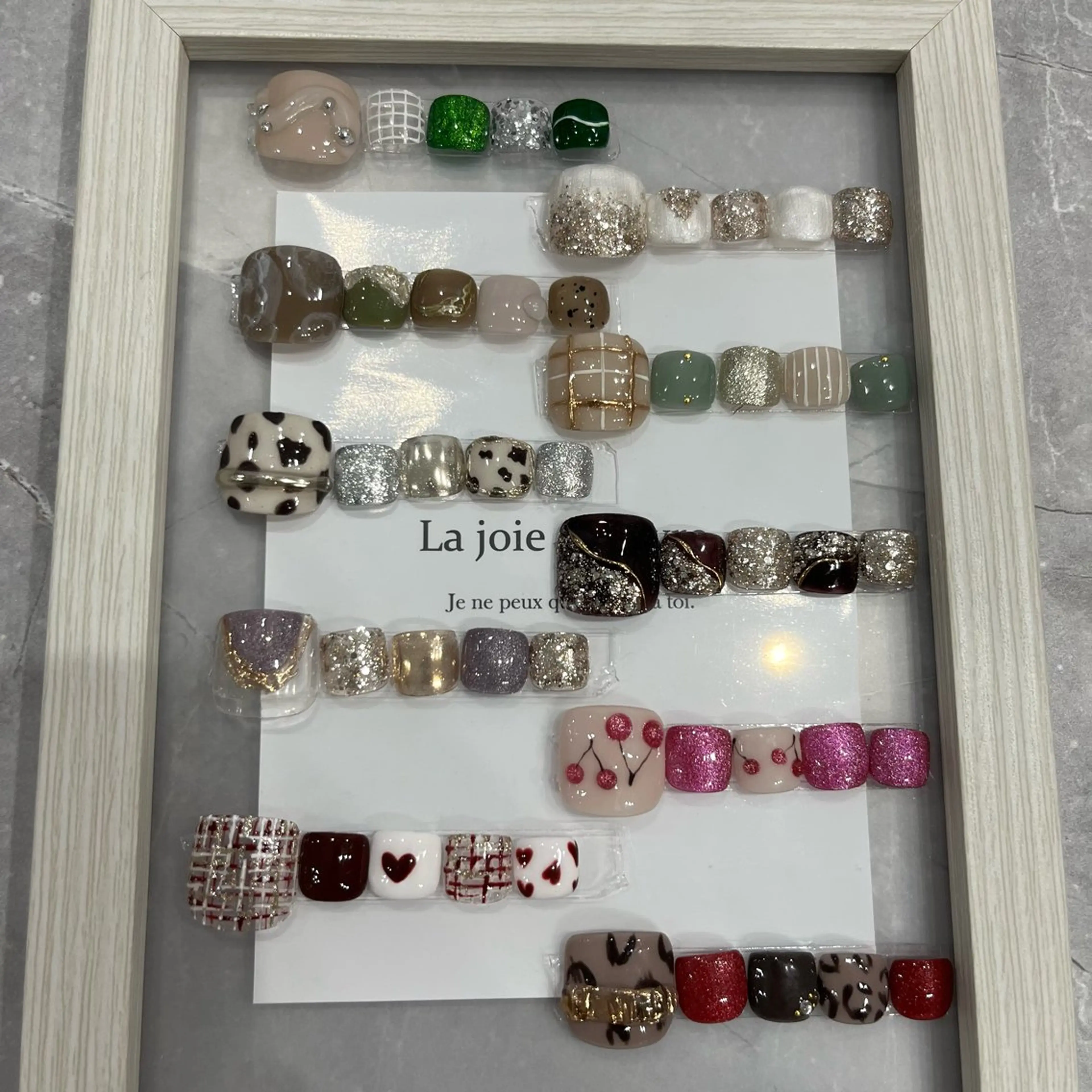 ネイル aloalo MIKAのネイルデザイン