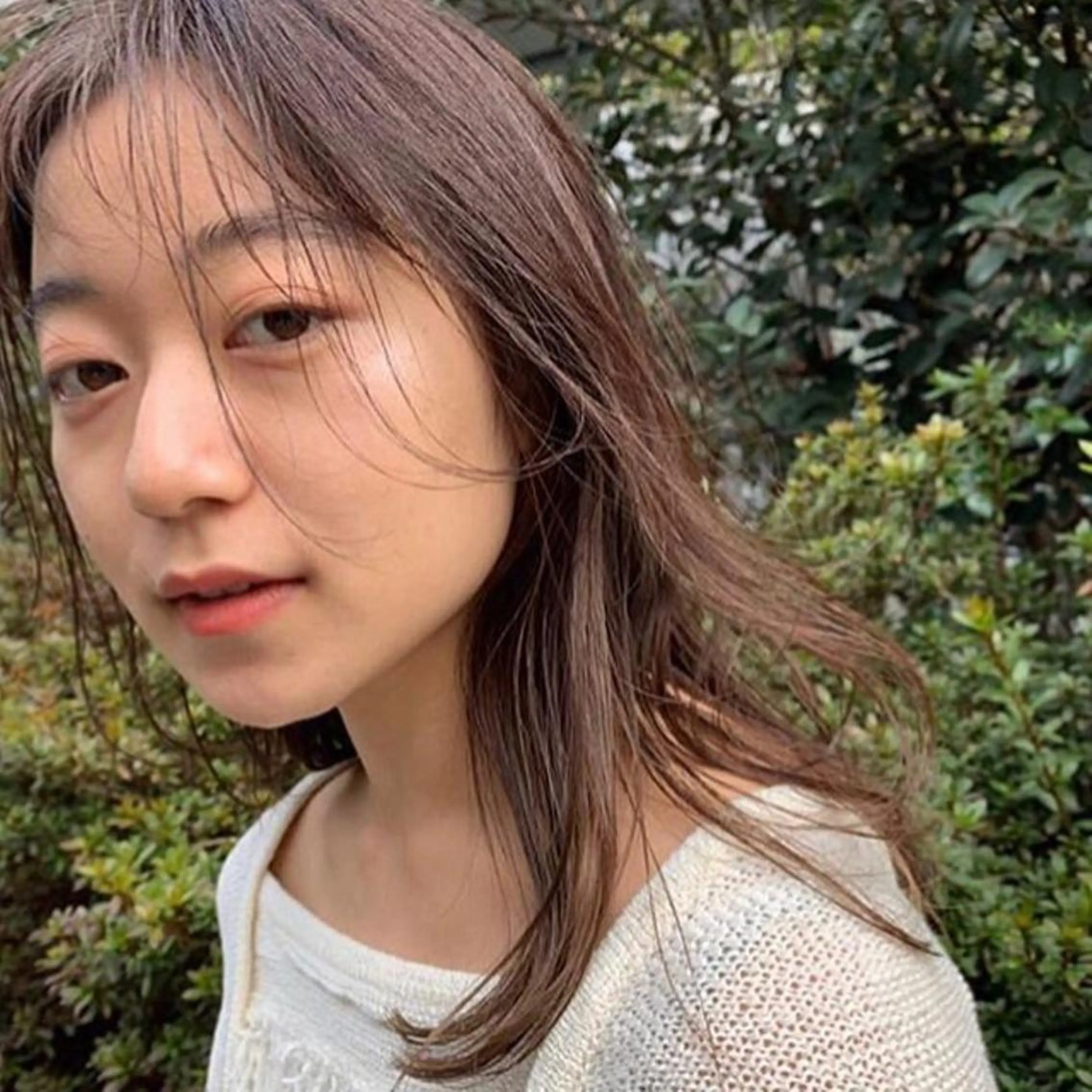 ミディアム カラー パーマ トリートメント O/ODER (official)のヘアスタイル