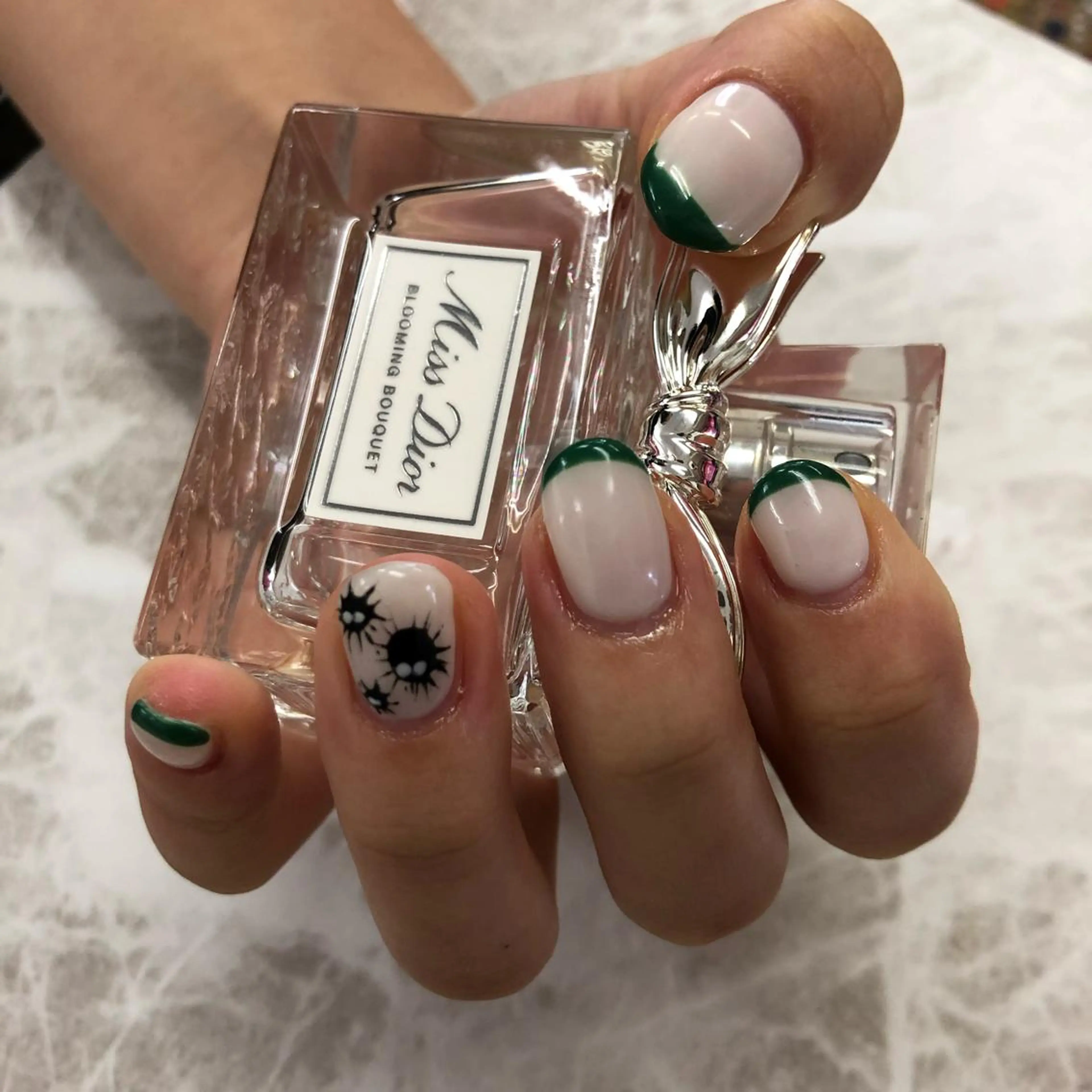 ネイル フレンチネイル 韓国ネイル Gracias. rieのネイルデザイン