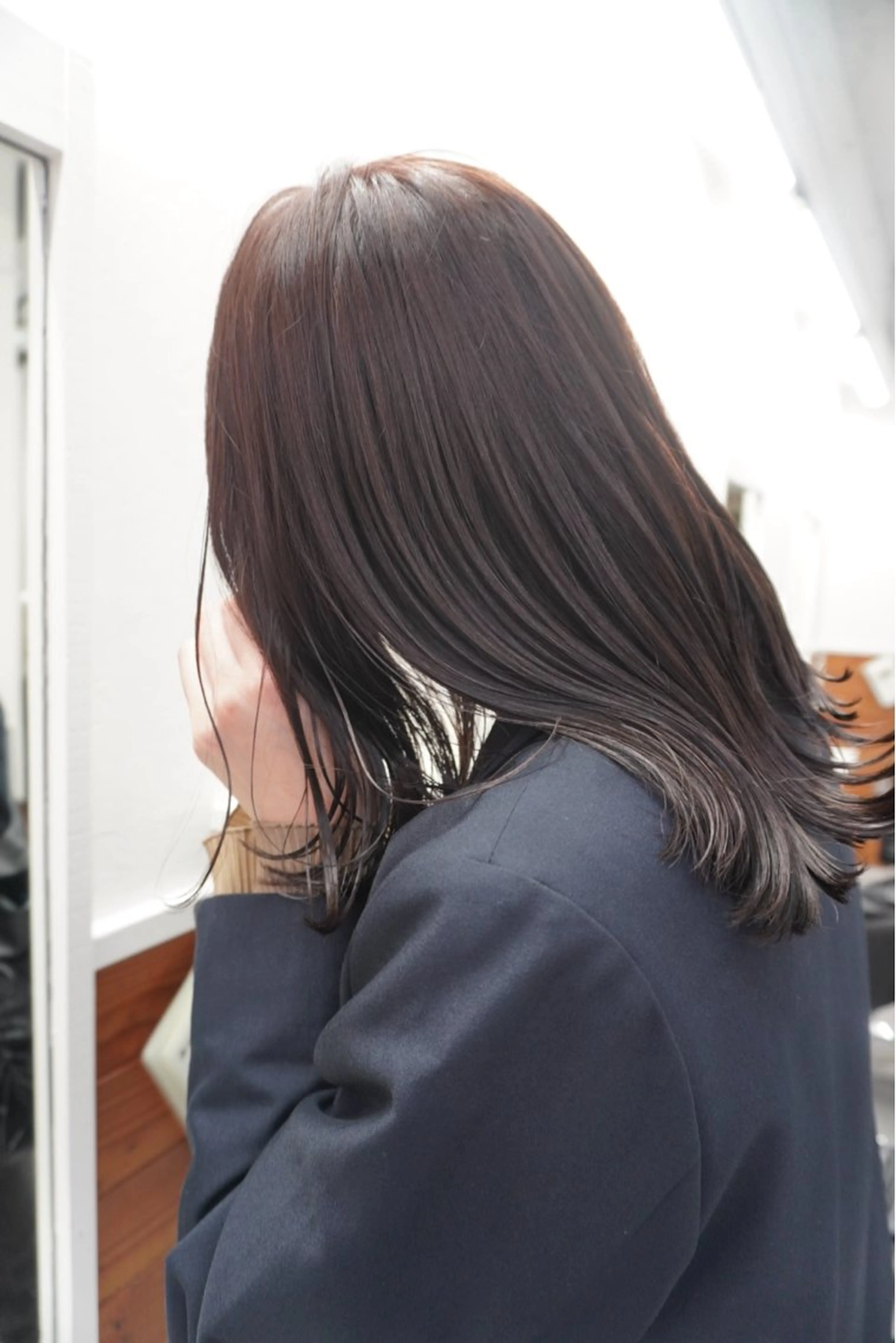 ミディアム カラー ベージュカラー ラベンダーカラー ラベンダーベージュ レイヤー／似合わせ TAKUYAのヘアスタイル