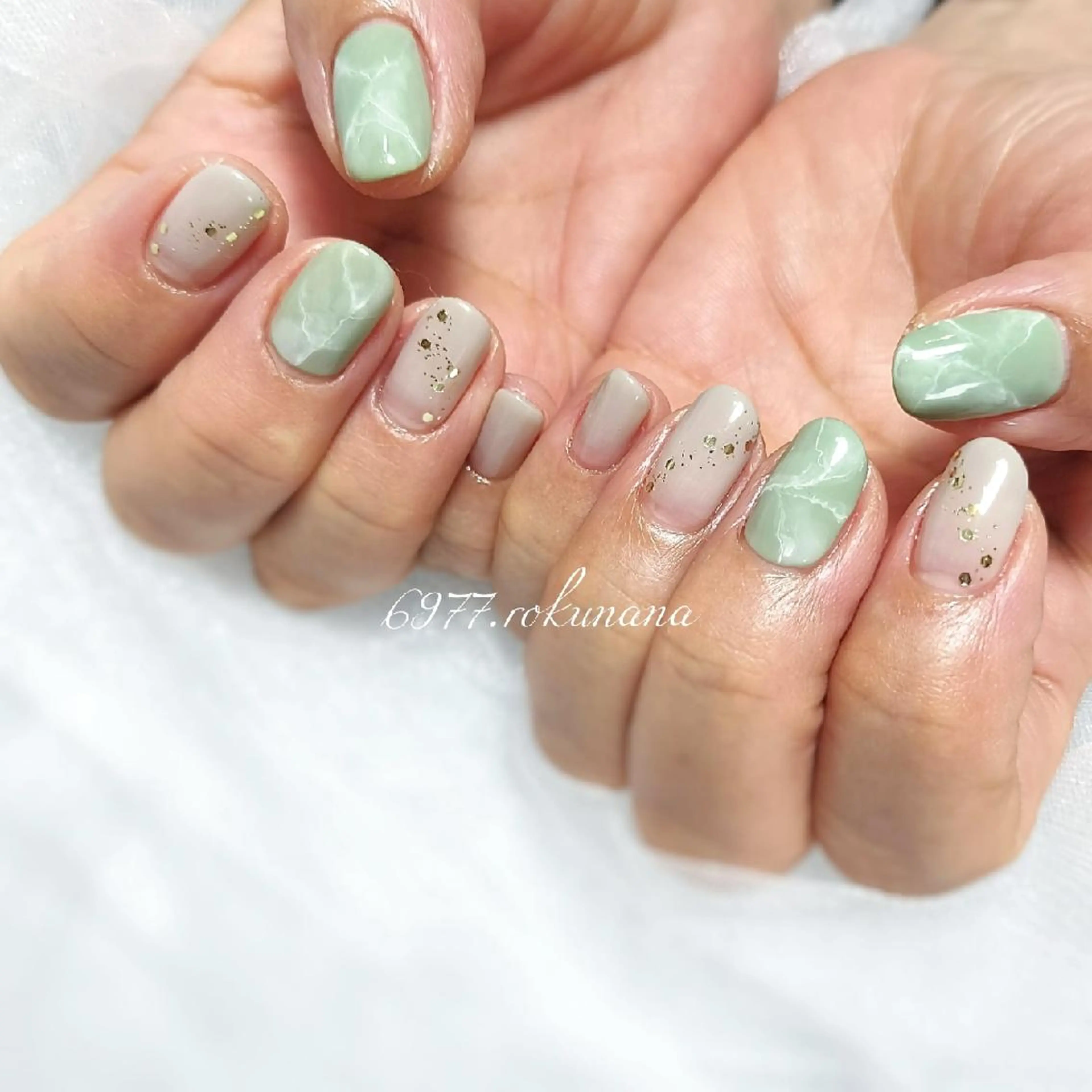 ネイル rokunana 佐野のネイルデザイン