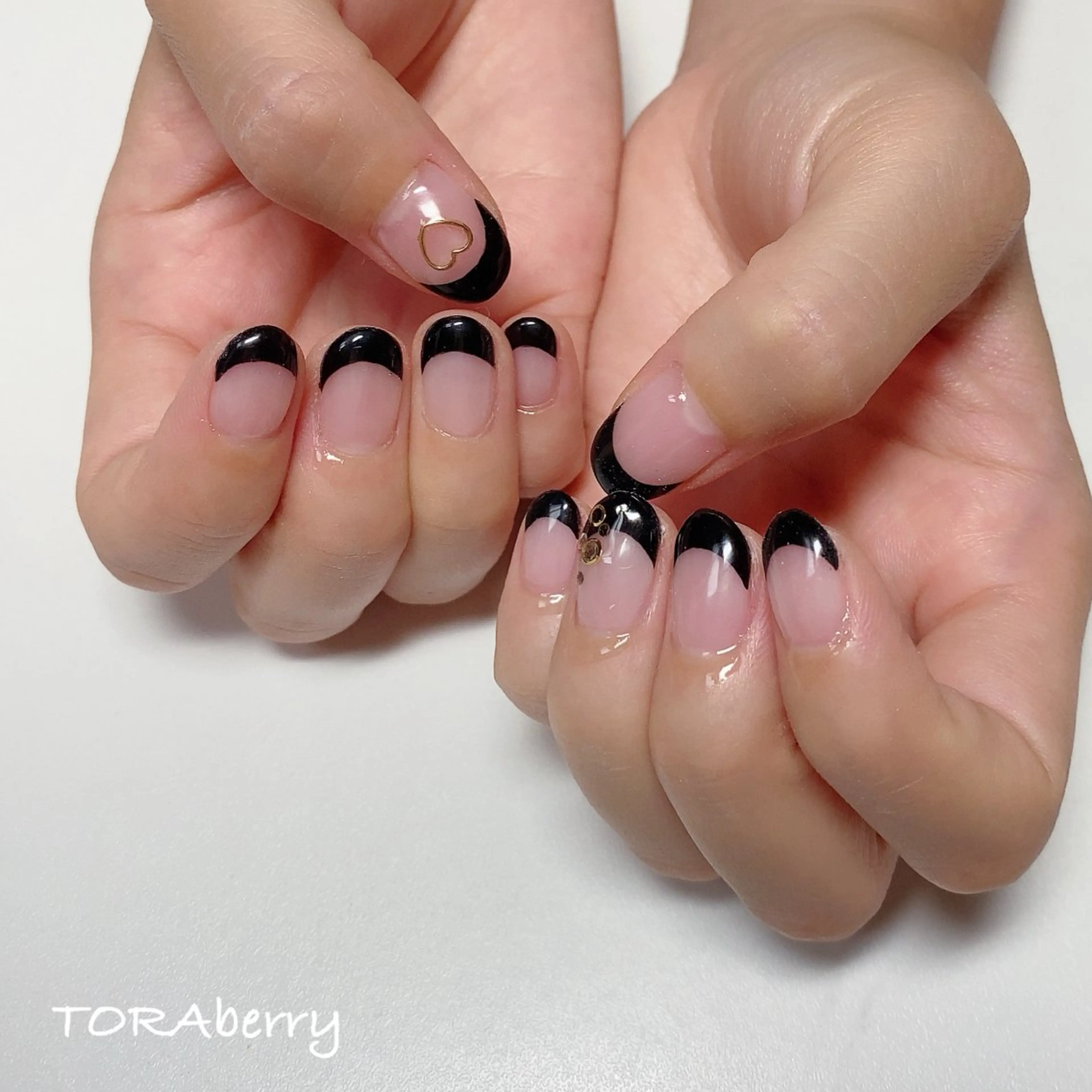 ネイル ハンドネイル ネイリスト なつみのネイルデザイン