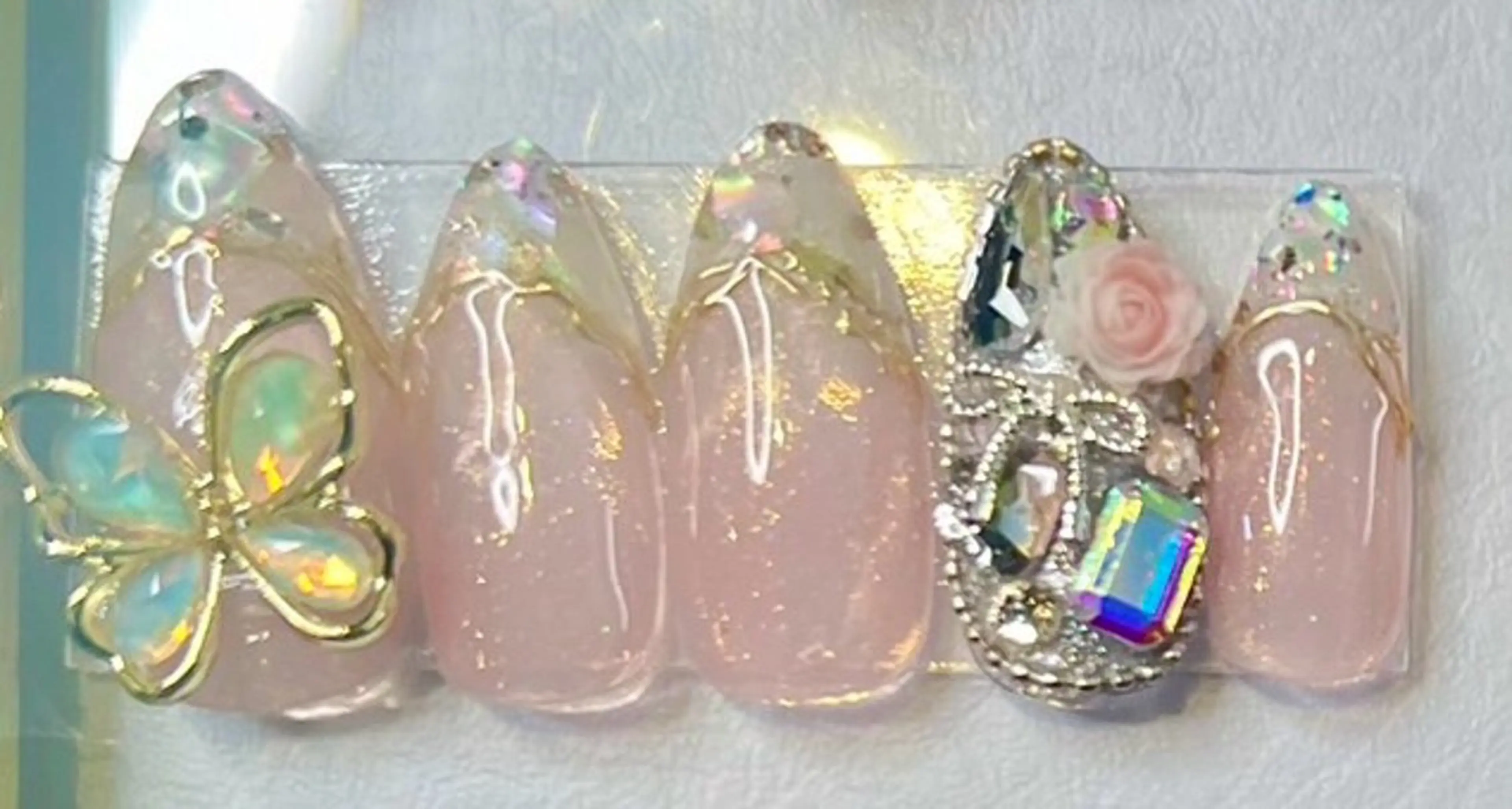 ネイル 小島 瑞貴のエステ・リラクイメージ