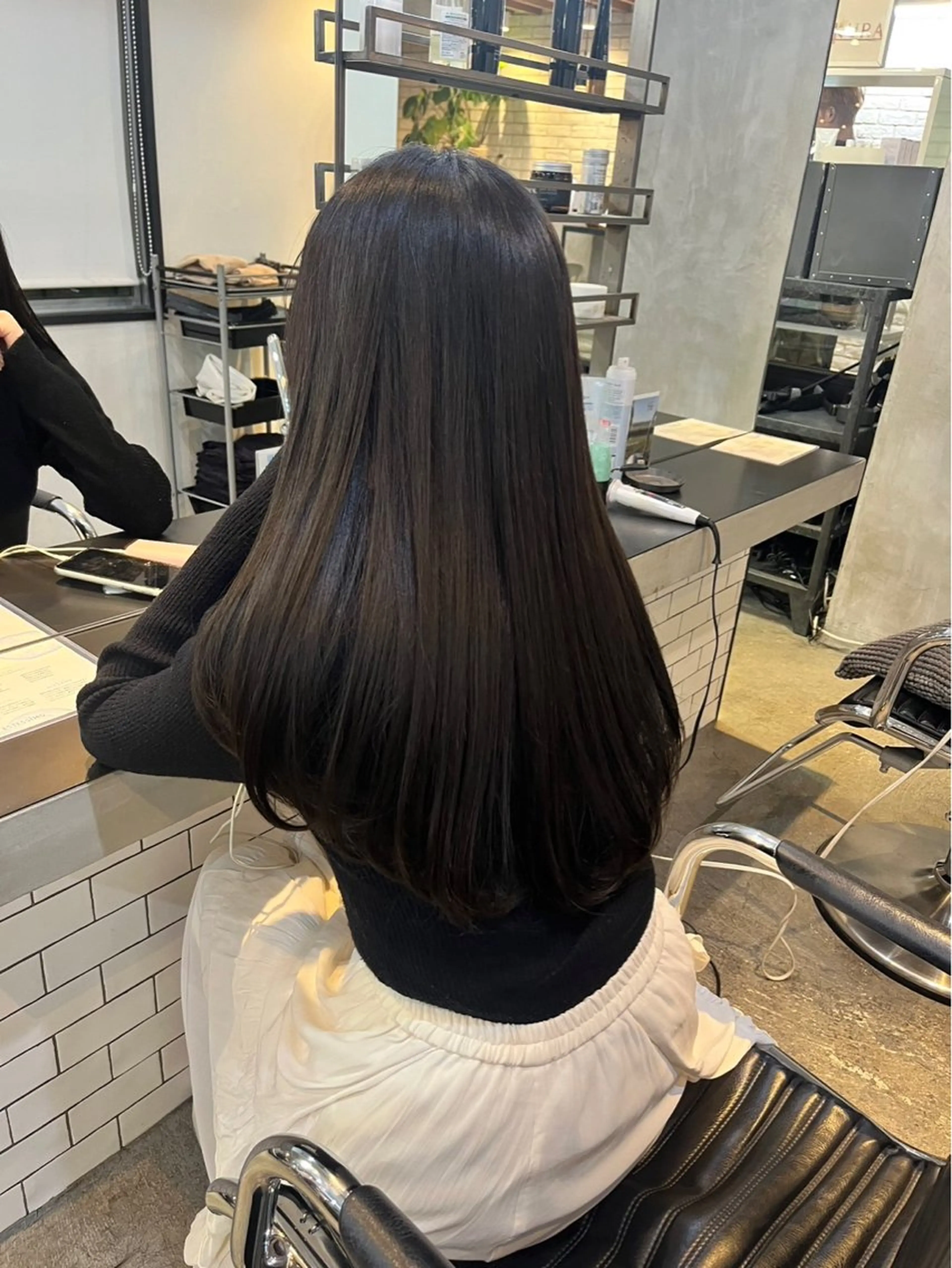 ロング 縮毛矯正 センターパート/ニ ュアンスパーマのヘアスタイル