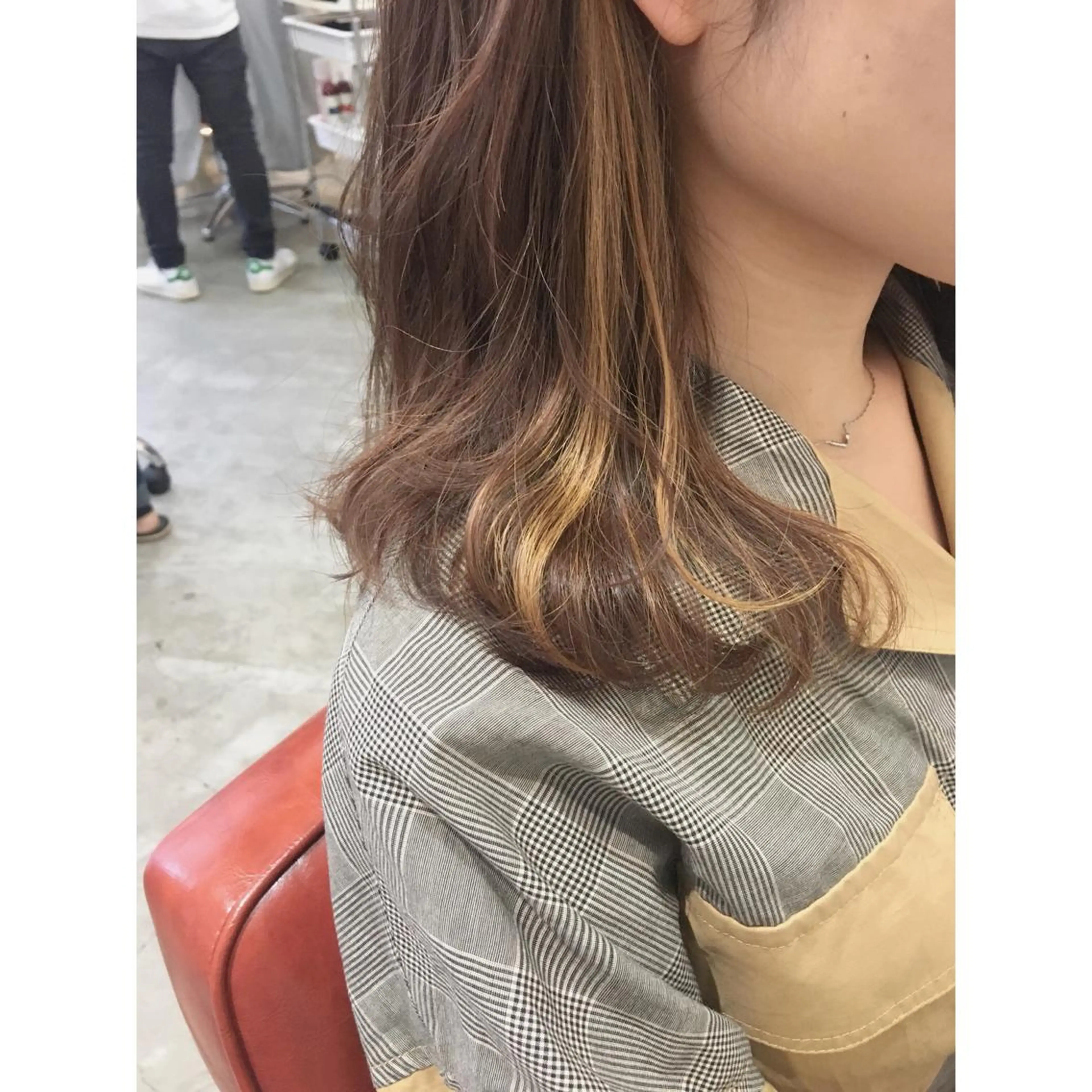 ミディアム カラー カット ヘアカラー fio マナミのヘアスタイル